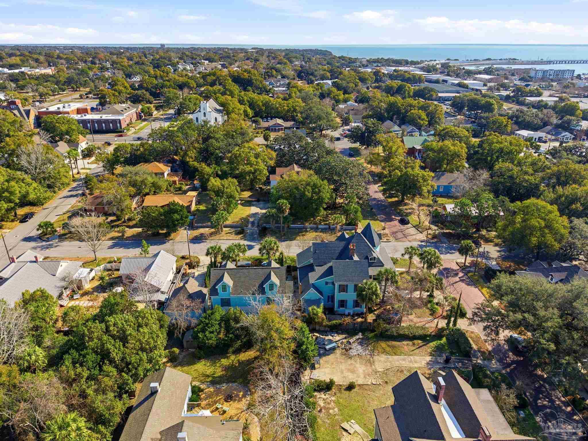 714 E La Rua Street Pensacola FL 32501