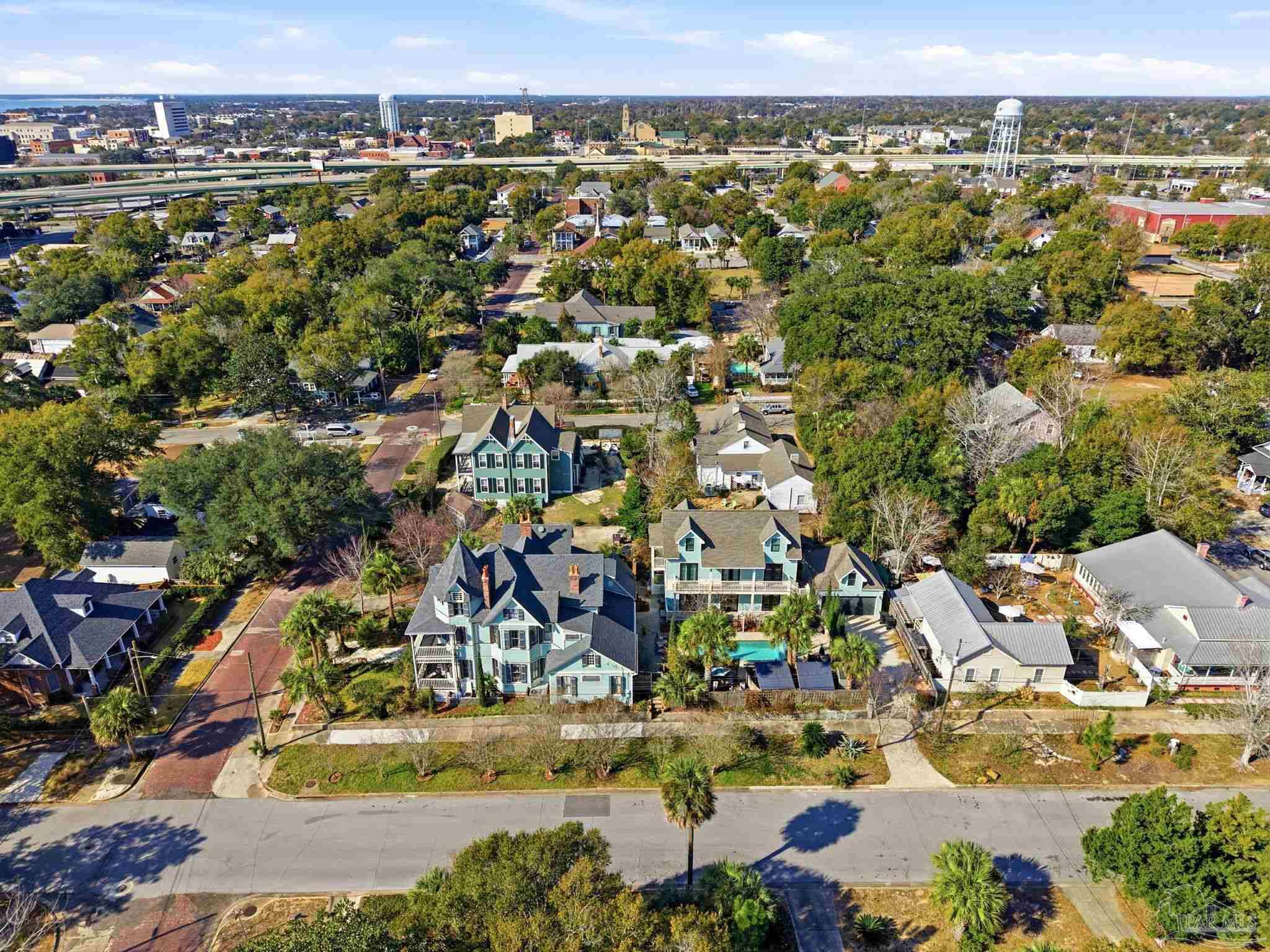 714 E La Rua Street Pensacola FL 32501
