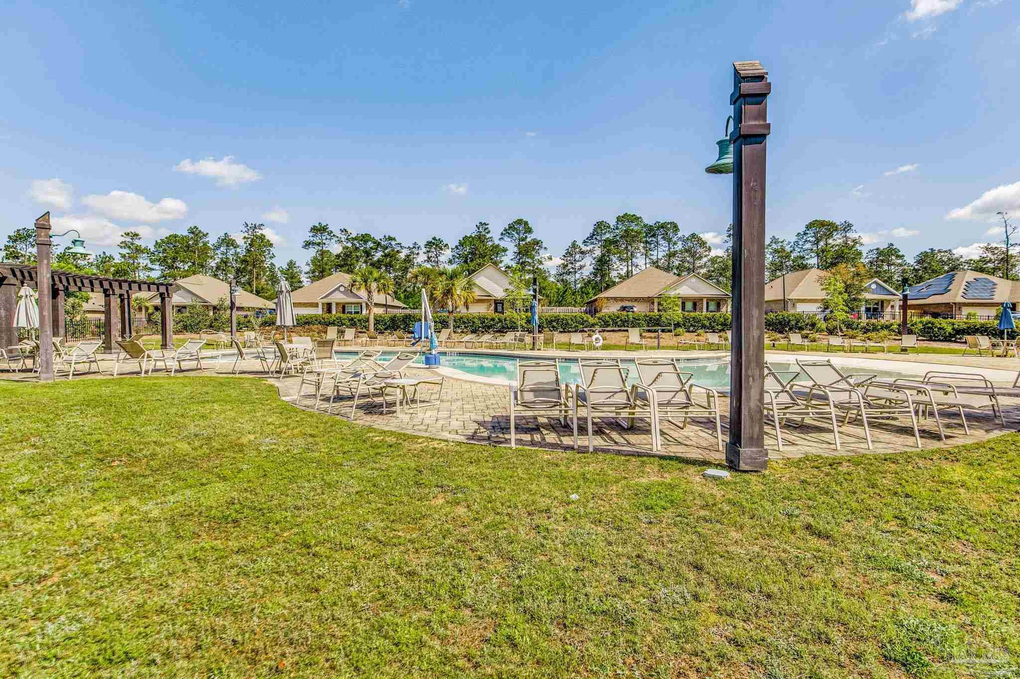 10885 Blacktail Loop Pensacola FL 32526