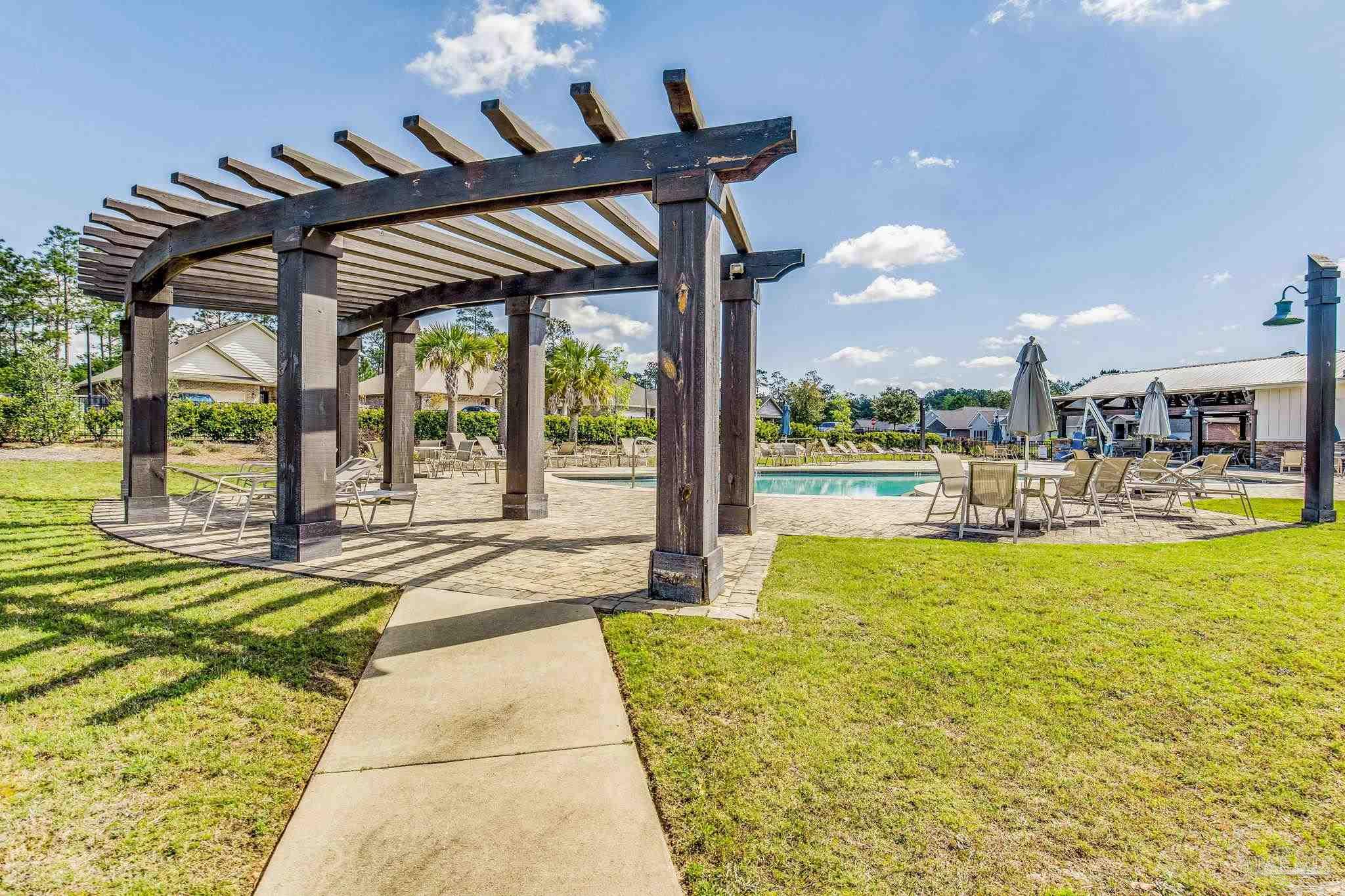 10885 Blacktail Loop Pensacola FL 32526
