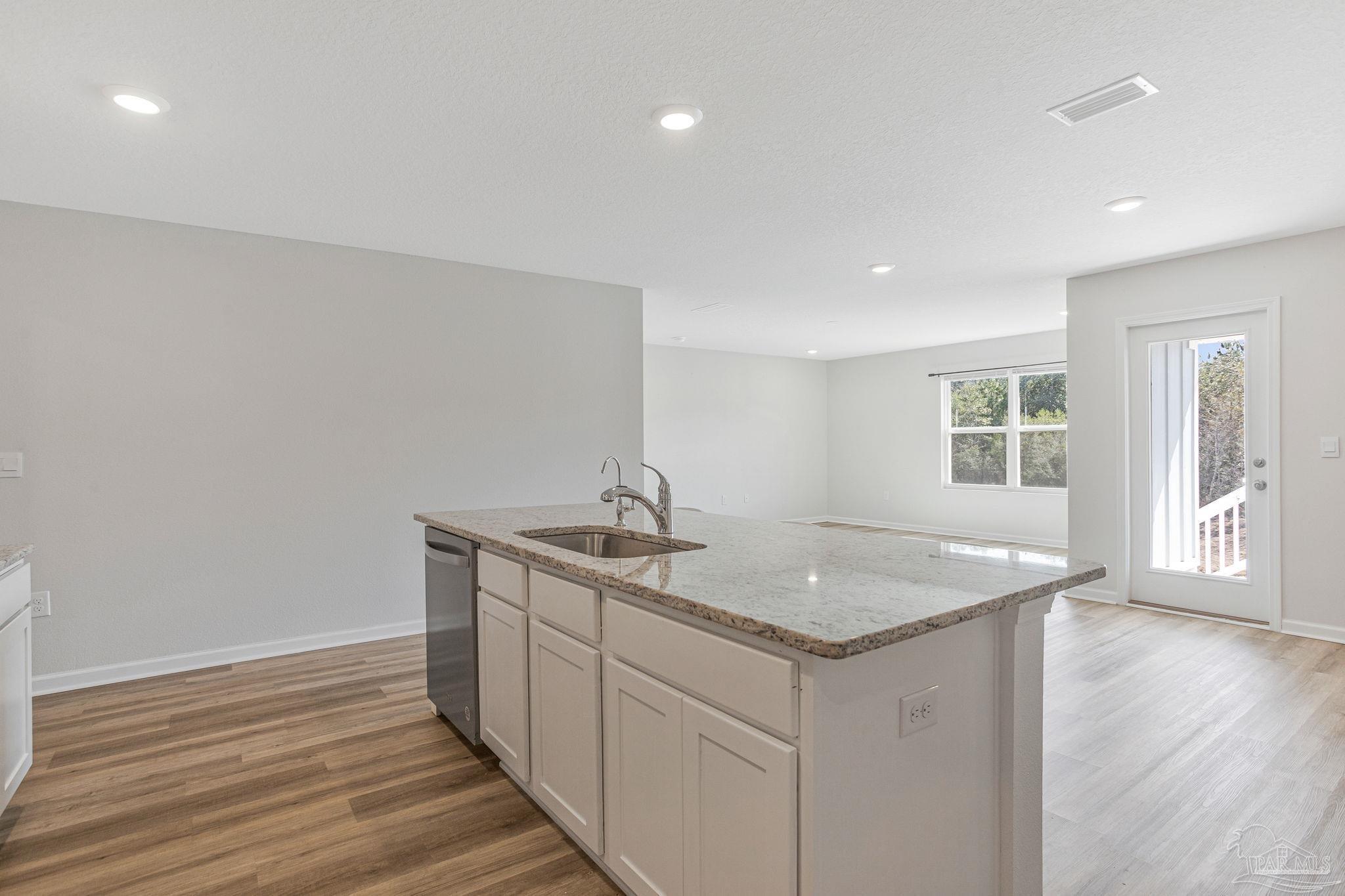 10885 Blacktail Loop Pensacola FL 32526