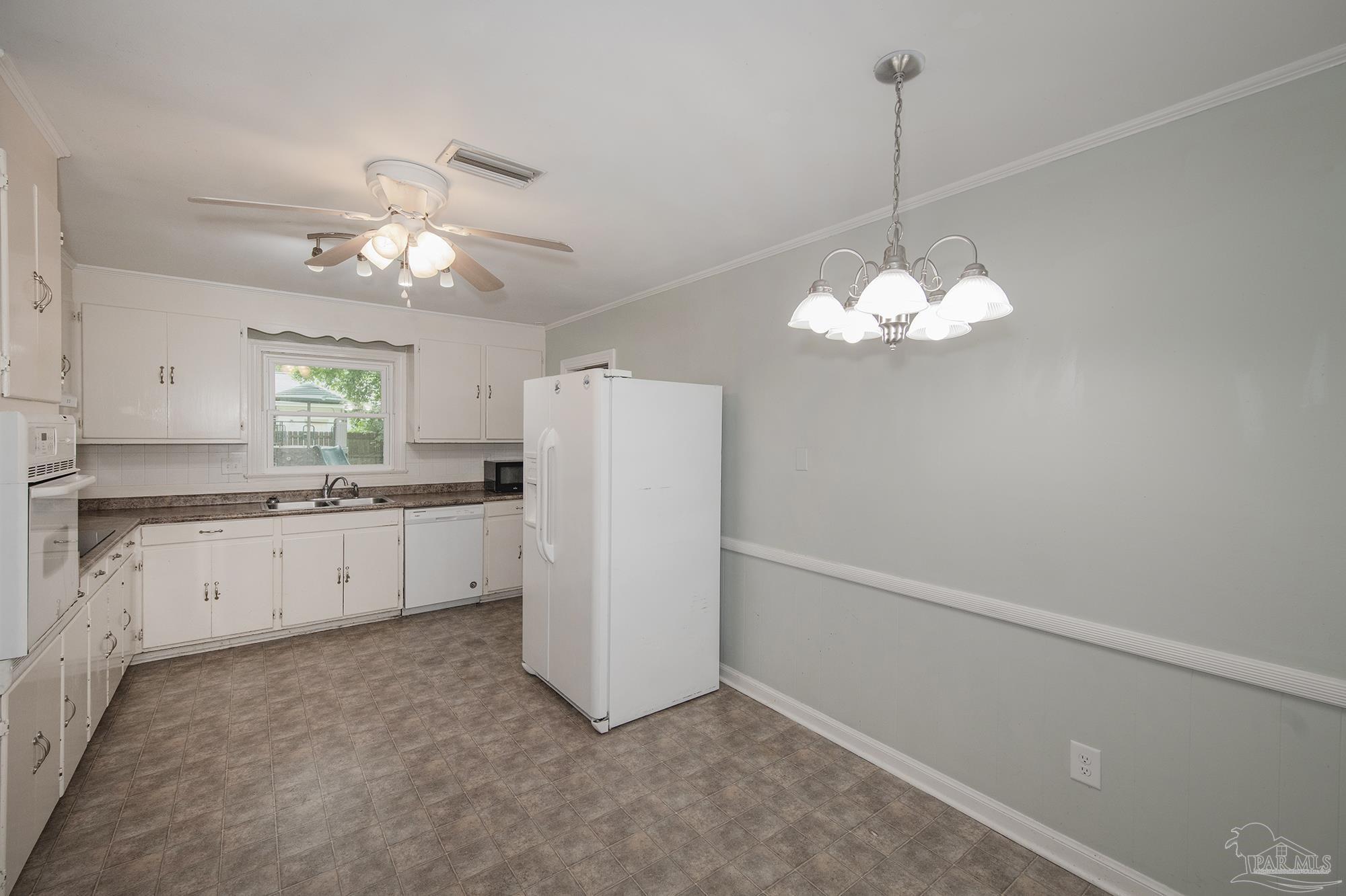 3940 Aiken Road Pensacola FL 32503