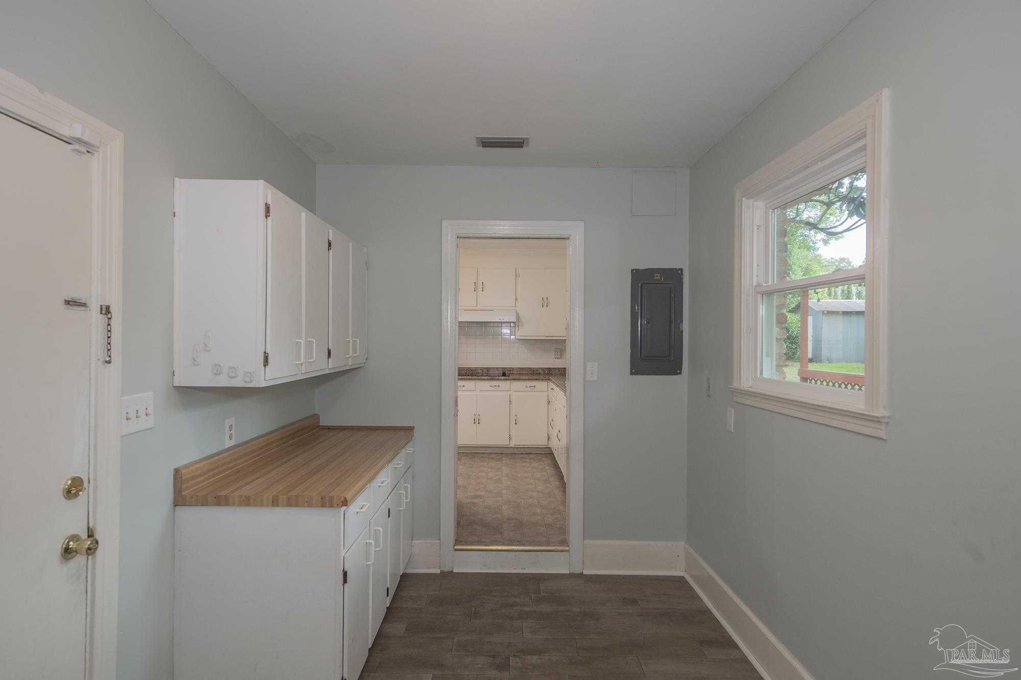 3940 Aiken Road Pensacola FL 32503