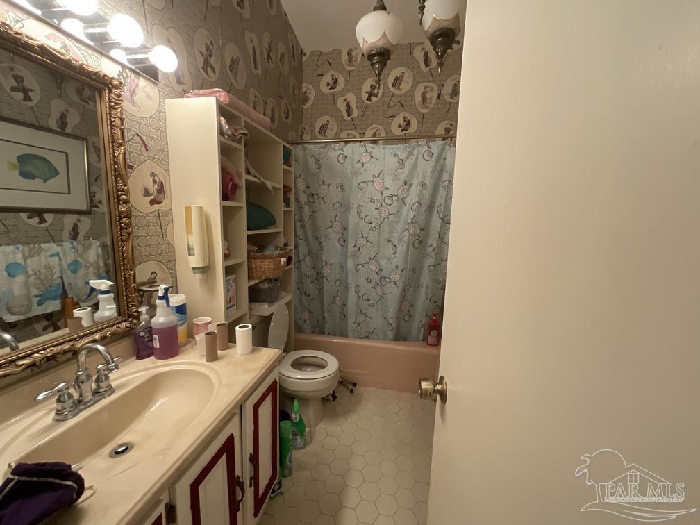 11005 Manatee Drive Pensacola FL 32507