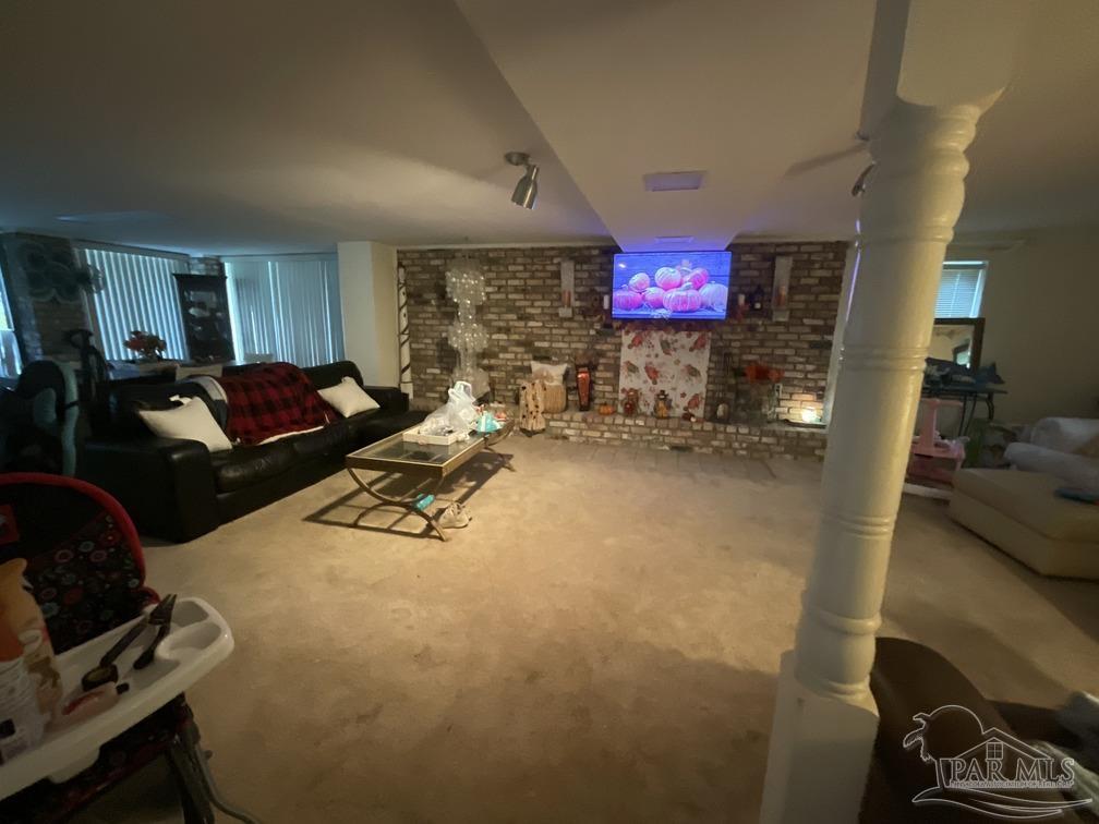 11005 Manatee Drive Pensacola FL 32507
