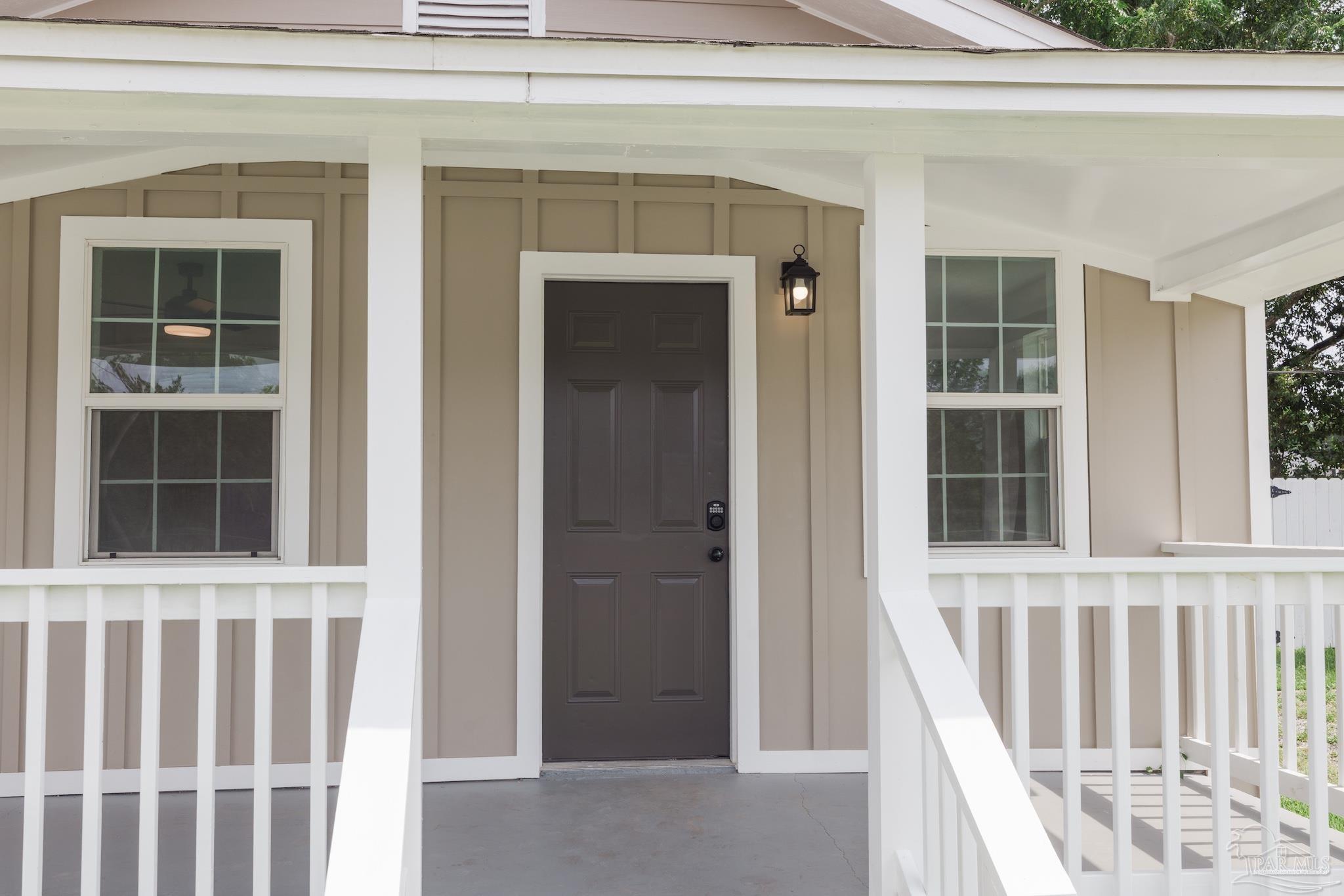 2002 W Gonzalez Street Pensacola FL 32501