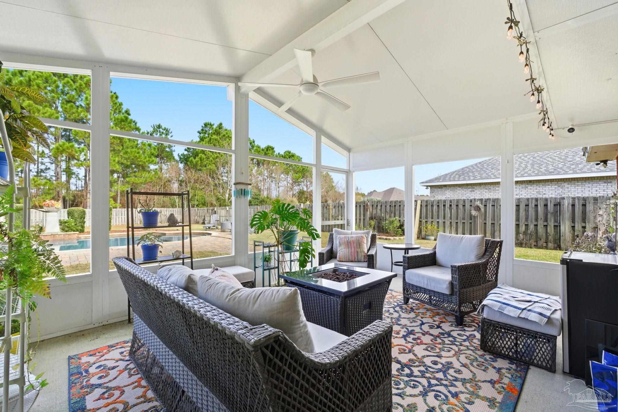 1635 Woodlawn Way Gulf Breeze FL 32563