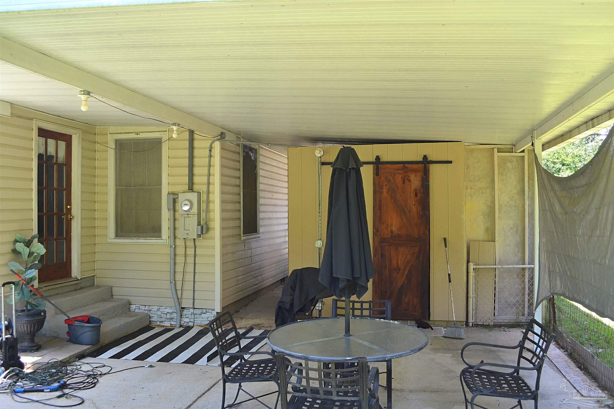 39 Sandalwood Street Pensacola FL 32505