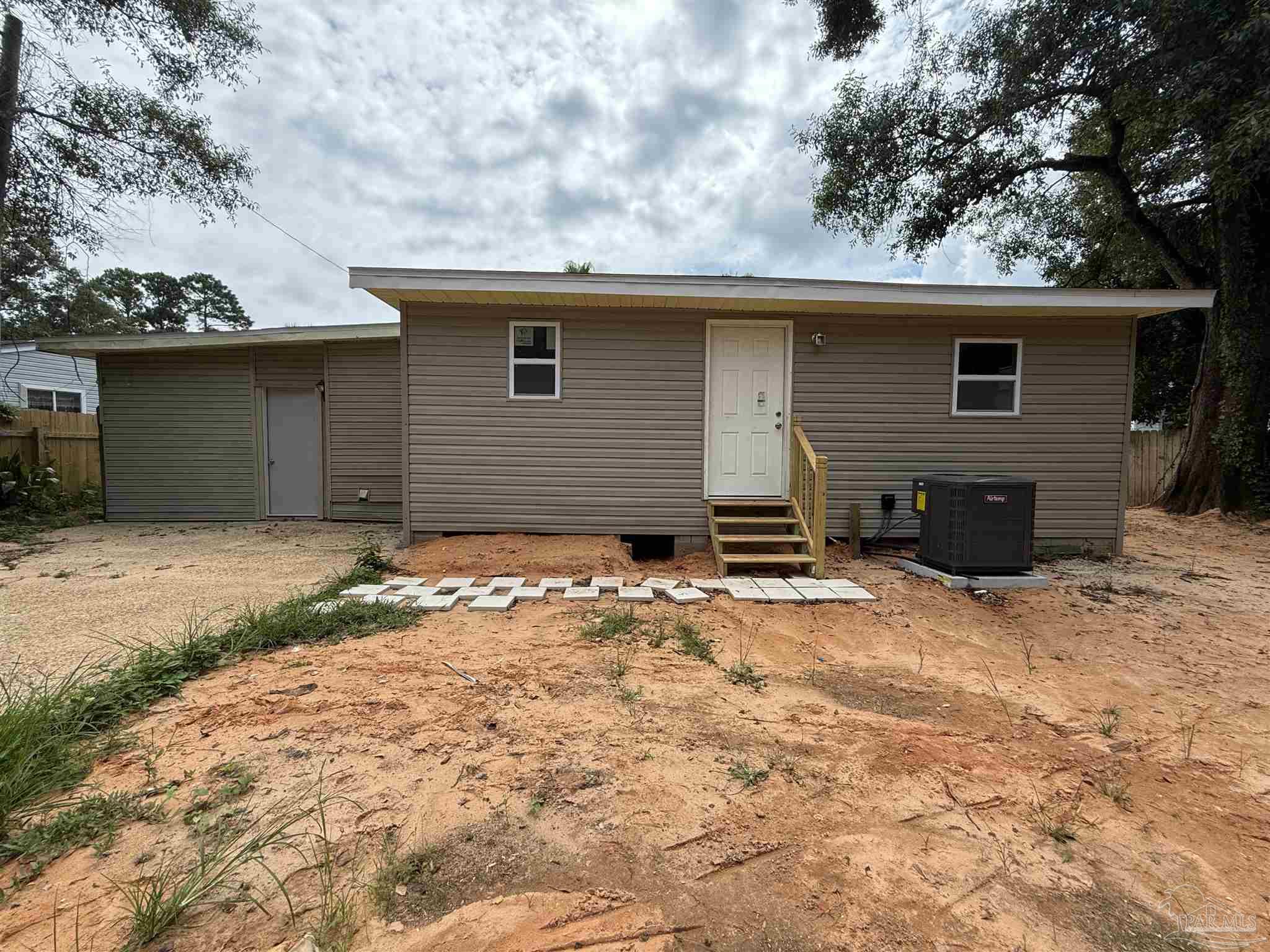 1121 N 50th Avenue Pensacola FL 32506
