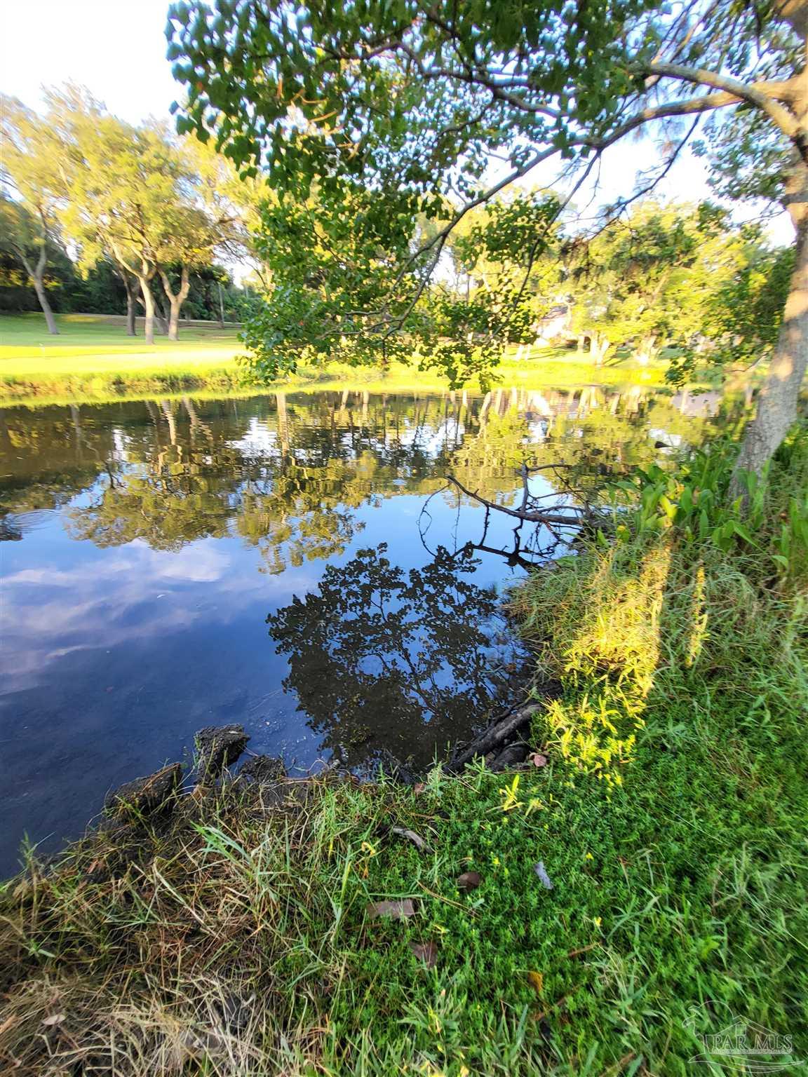 3200 Bayou Drive Pensacola FL 32505