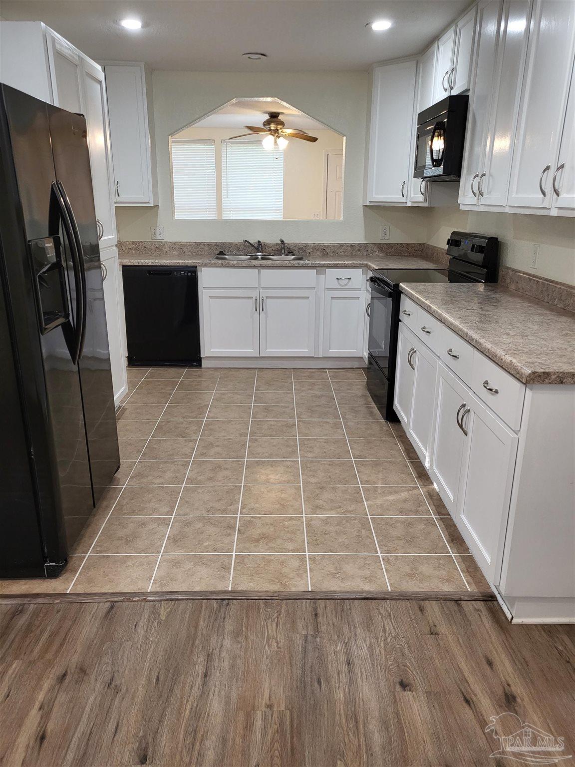 3200 Bayou Drive Pensacola FL 32505