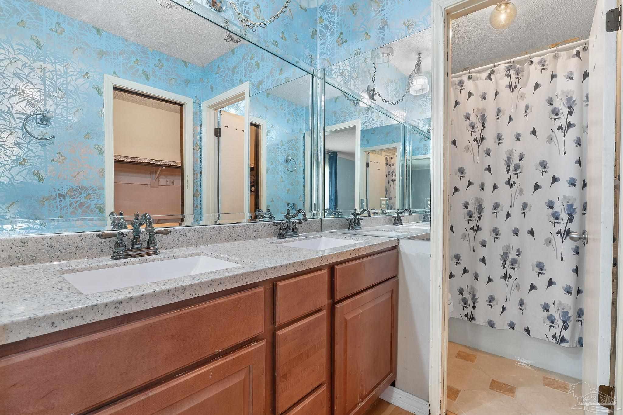 2352 Silversides Loop Pensacola FL 32526