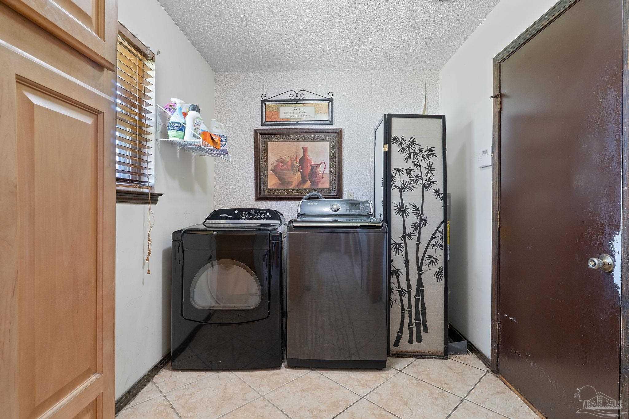 2352 Silversides Loop Pensacola FL 32526