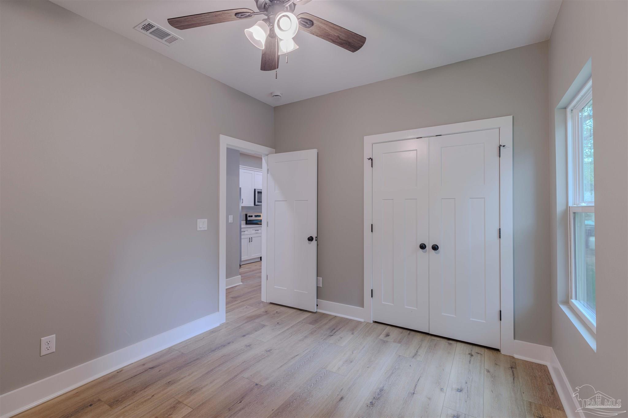 210 E Lakeview Avenue Pensacola FL 32503