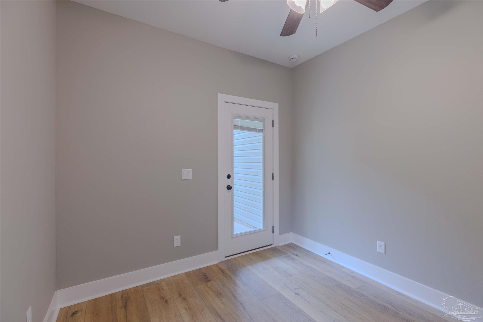 210 E Lakeview Avenue Pensacola FL 32503