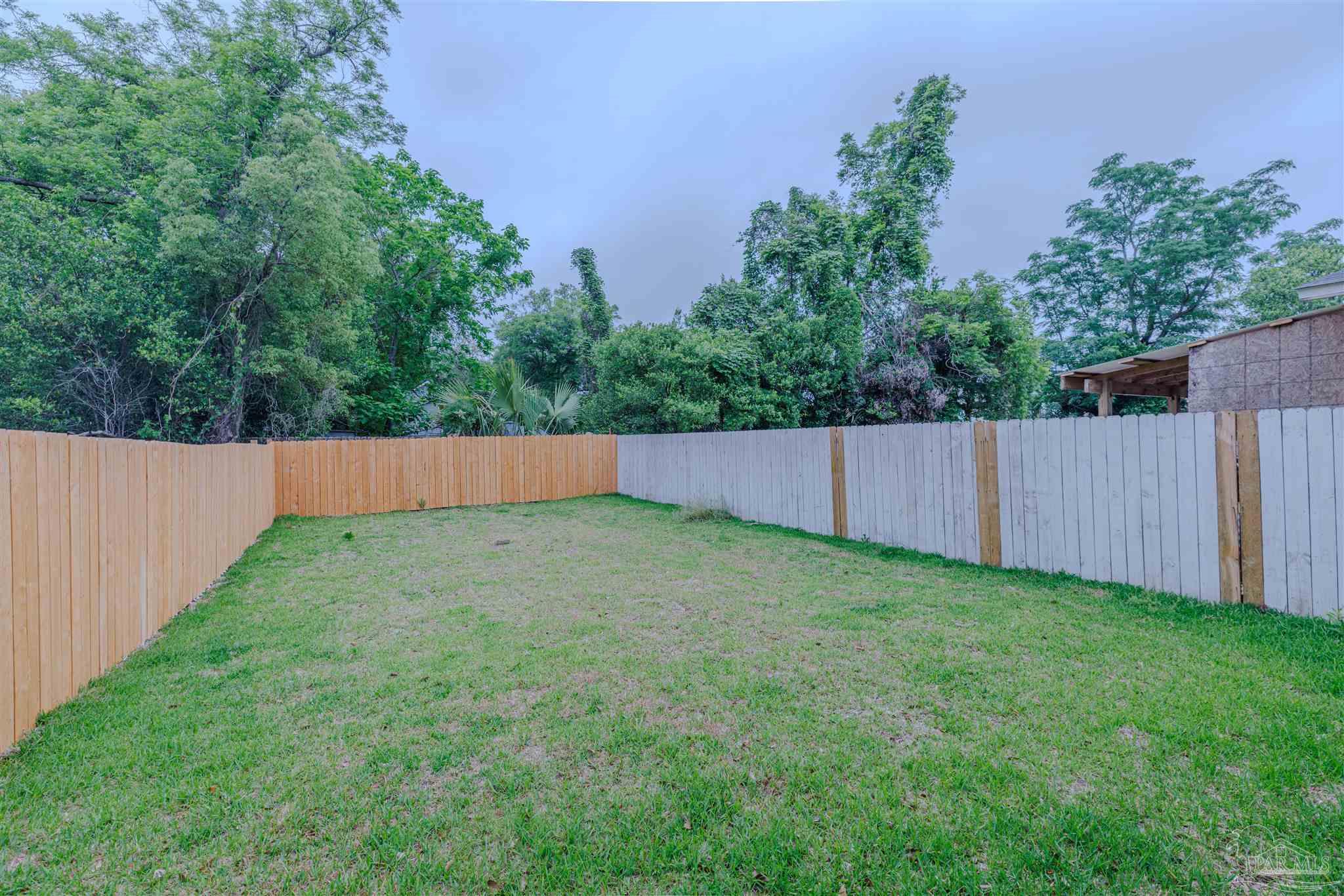 210 E Lakeview Avenue Pensacola FL 32503