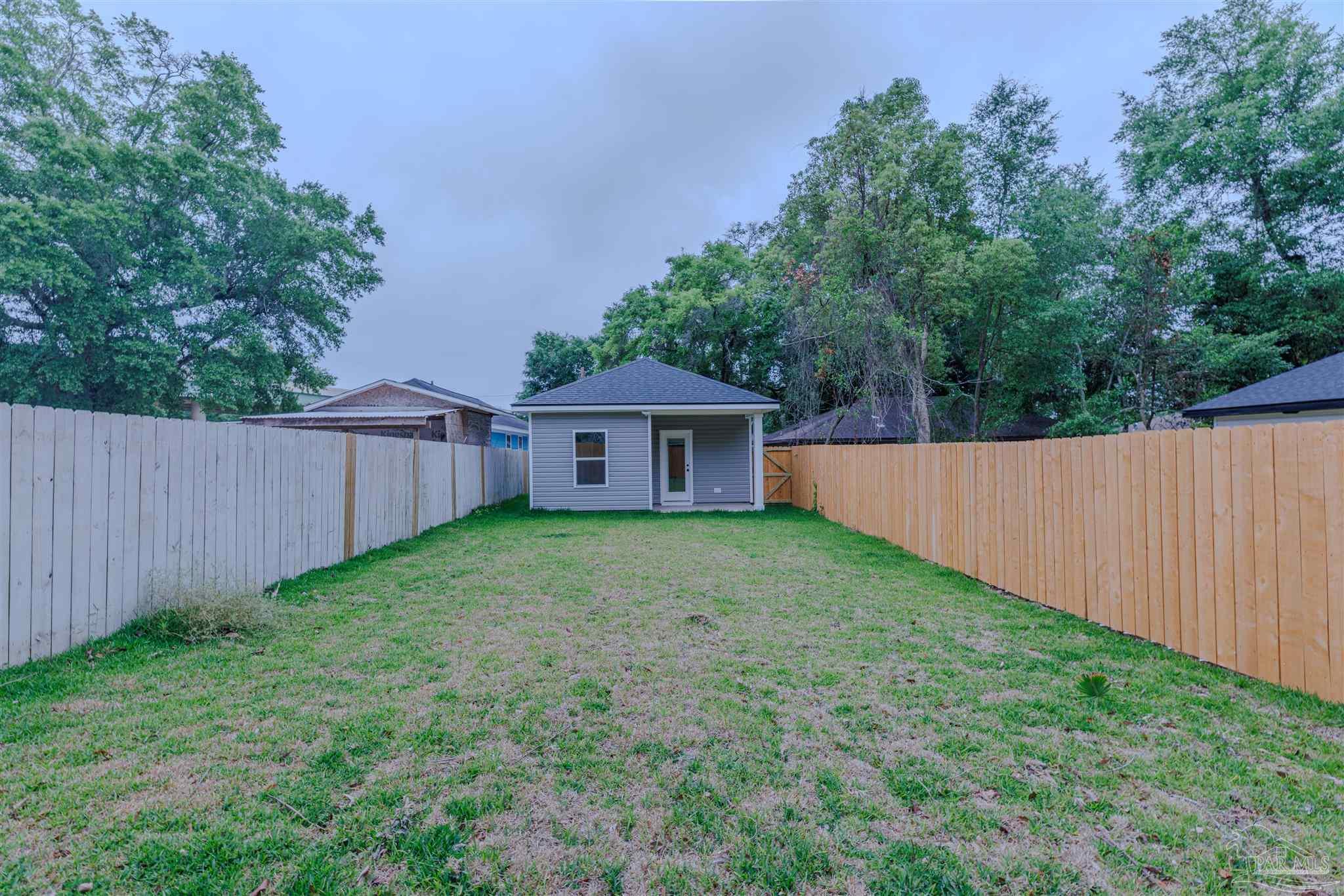 210 E Lakeview Avenue Pensacola FL 32503
