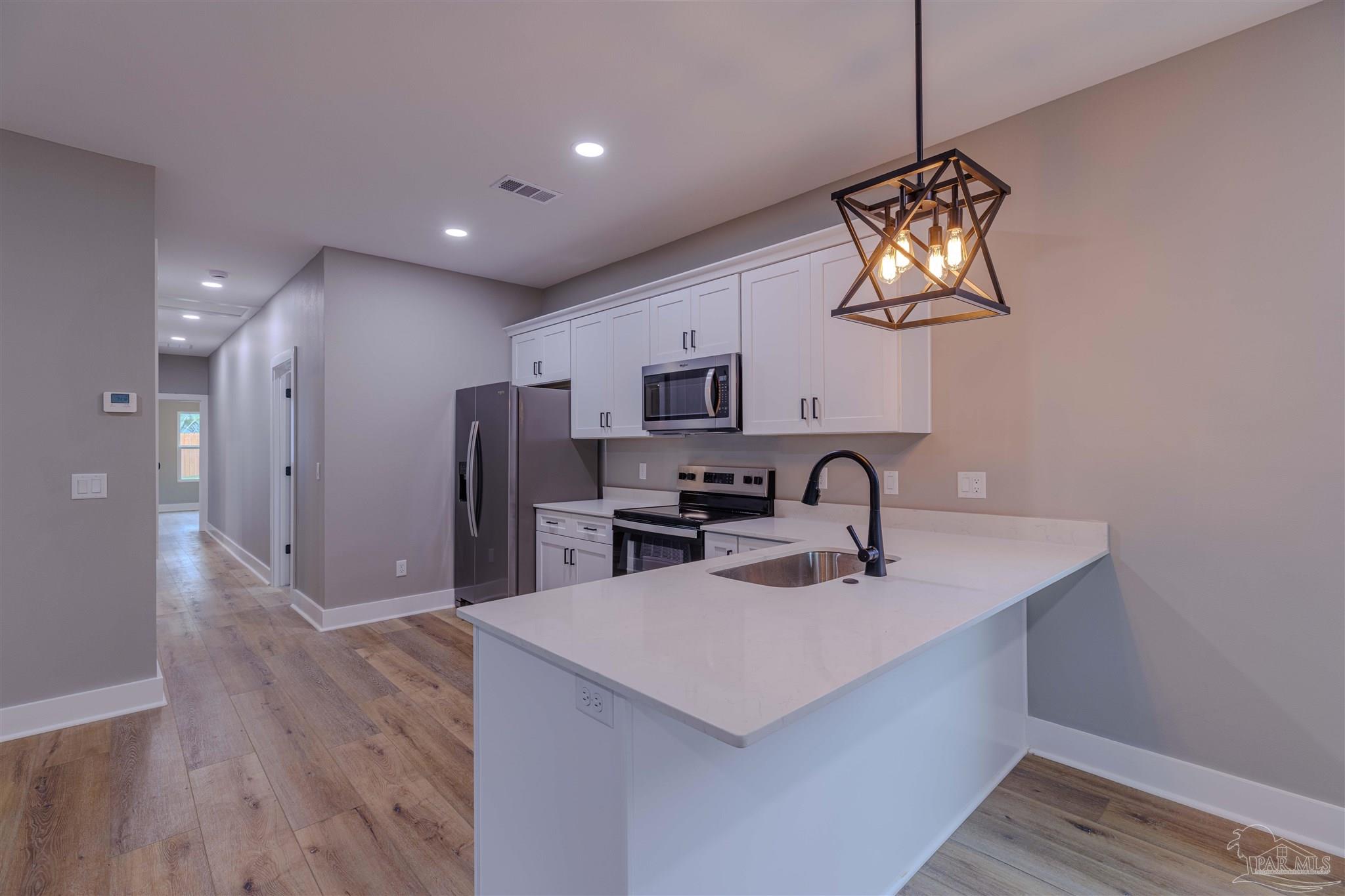 210 E Lakeview Avenue Pensacola FL 32503