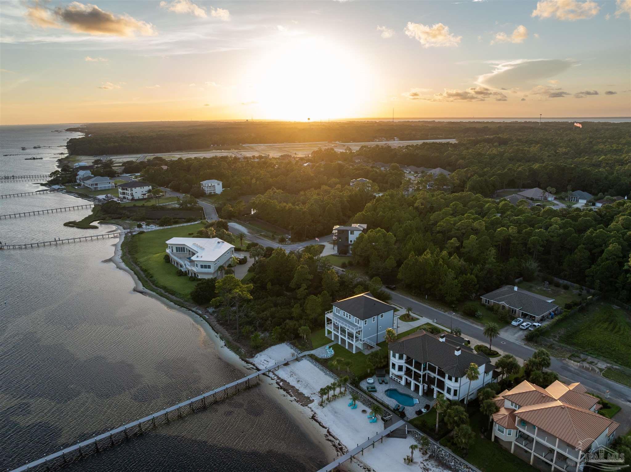 1610 Winding Shore Drive Gulf Breeze FL 32563