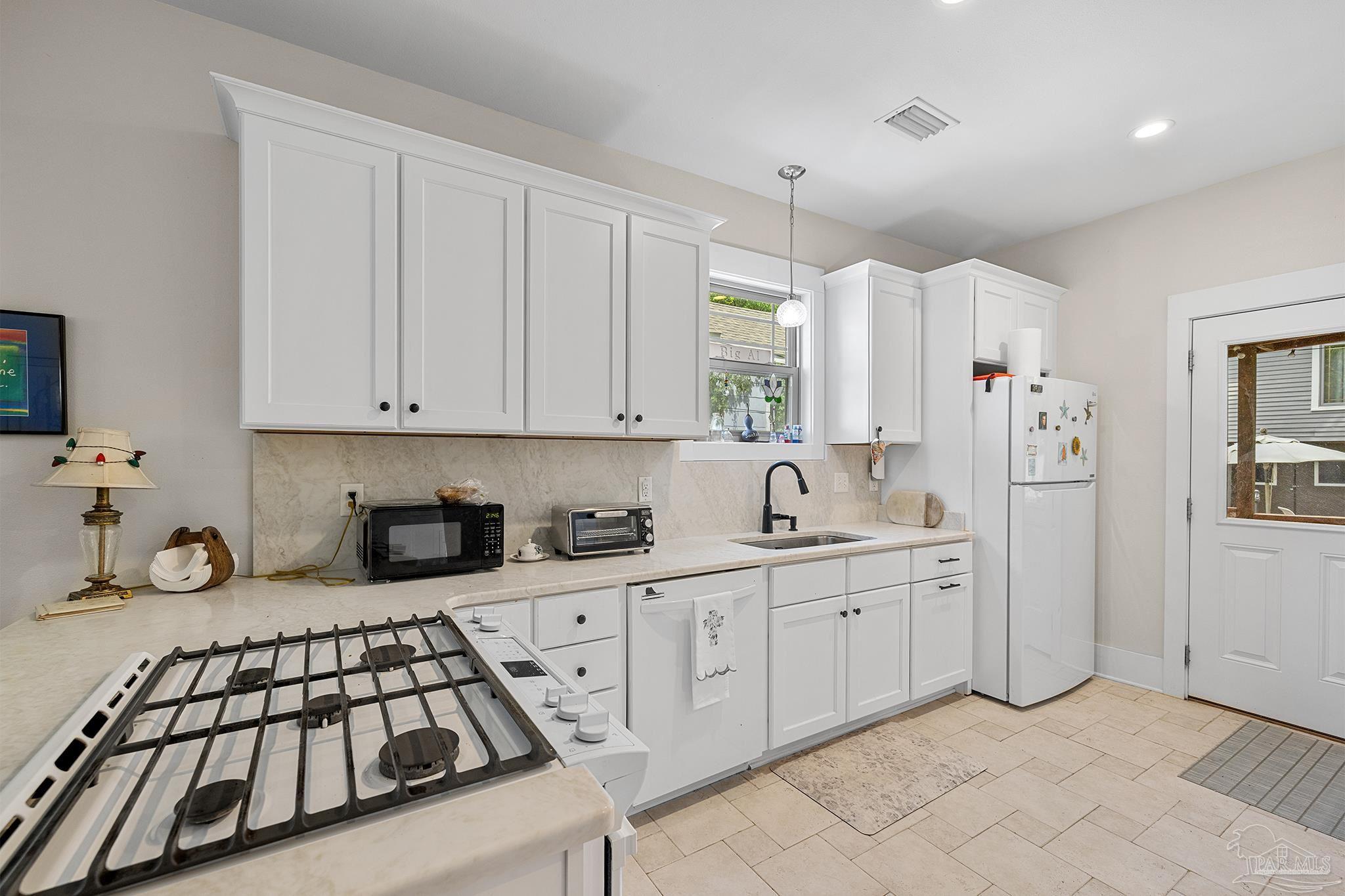 1304 E Strong Street Pensacola FL 32501