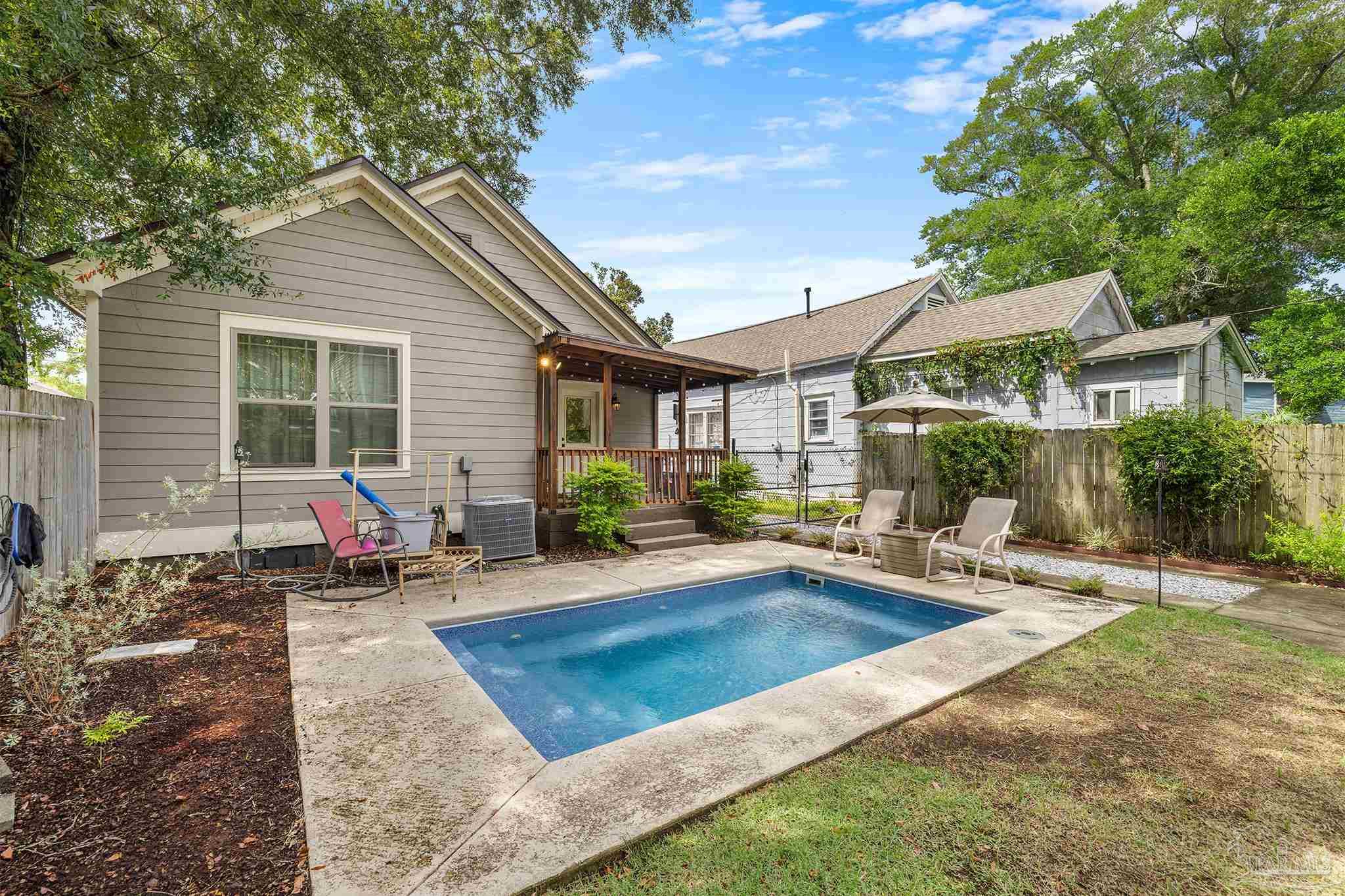 1304 E Strong Street Pensacola FL 32501