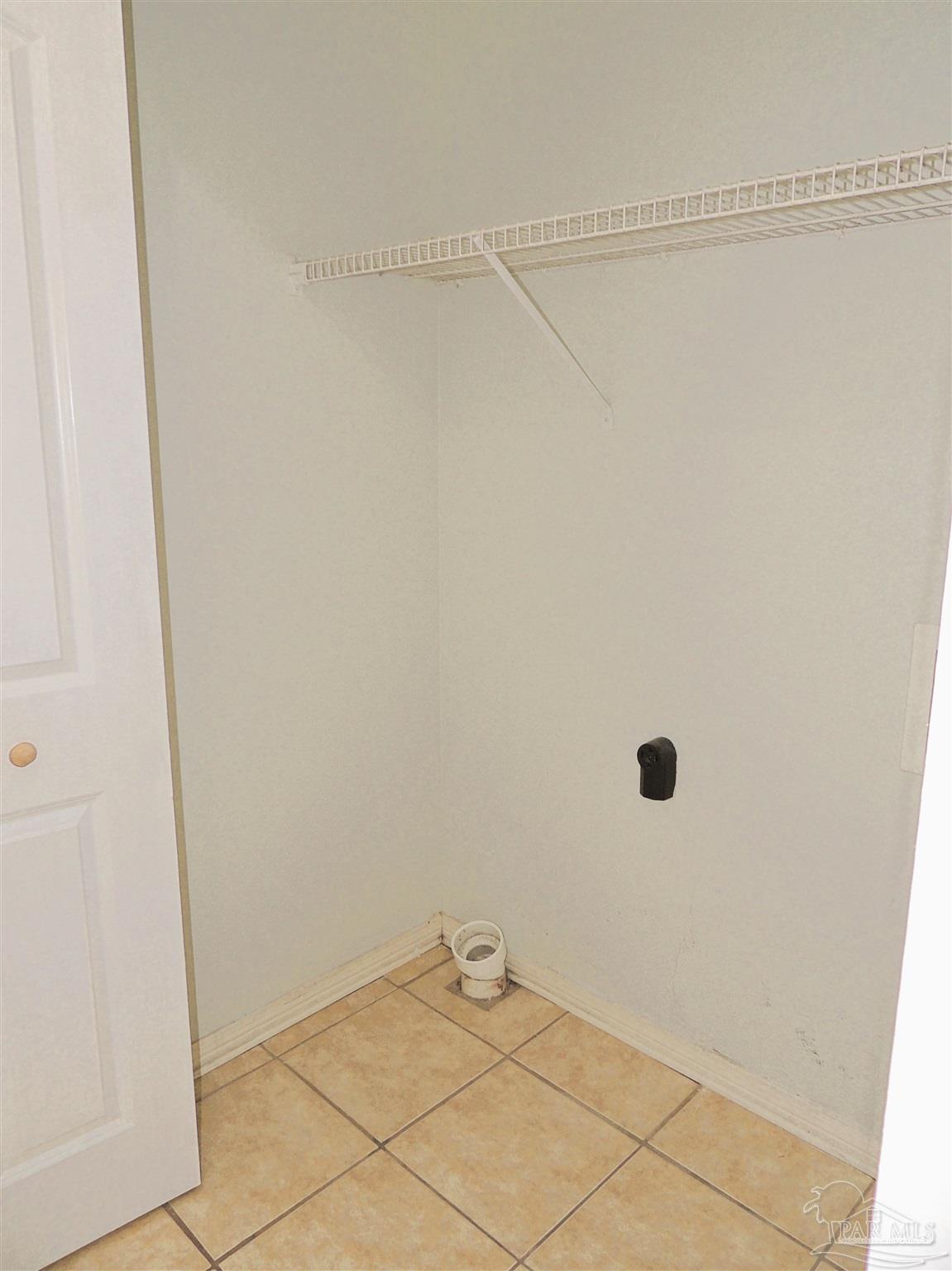 2794 Chickering Road Pensacola FL 32514