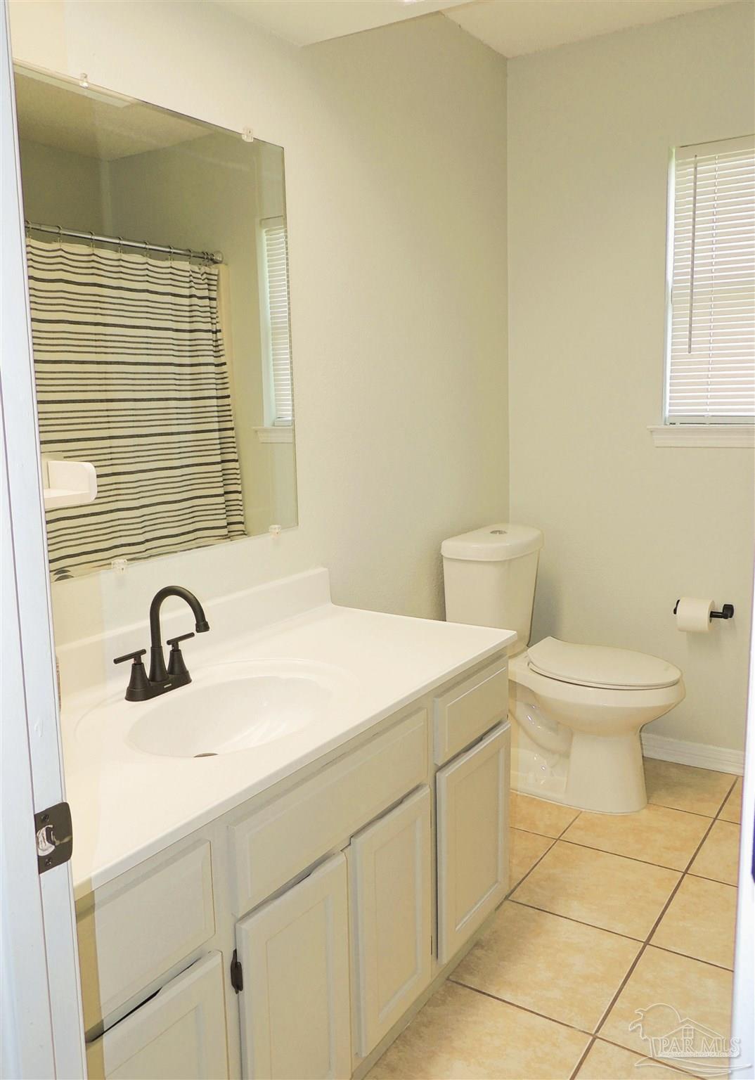 2794 Chickering Road Pensacola FL 32514