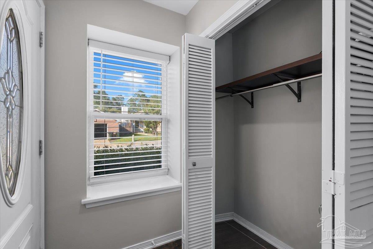 2081 Cambridge Circle Pensacola FL 32514