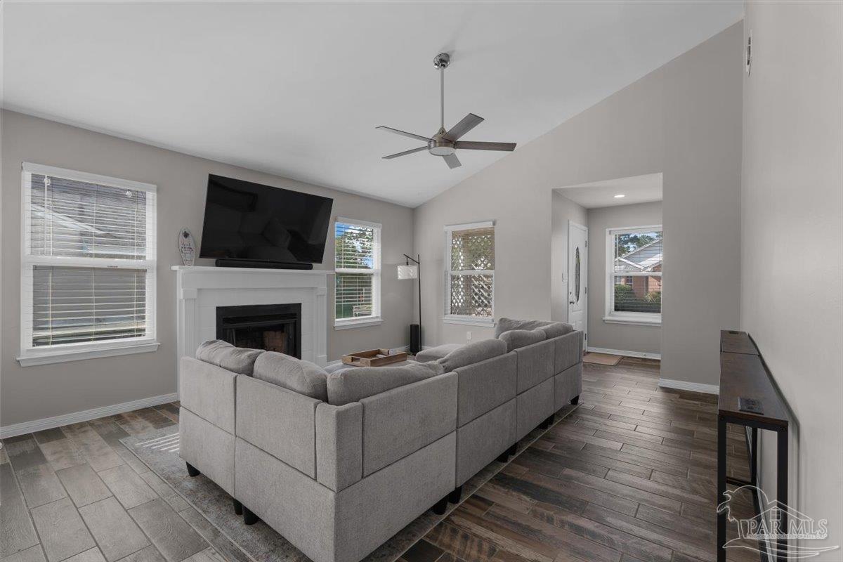 2081 Cambridge Circle Pensacola FL 32514