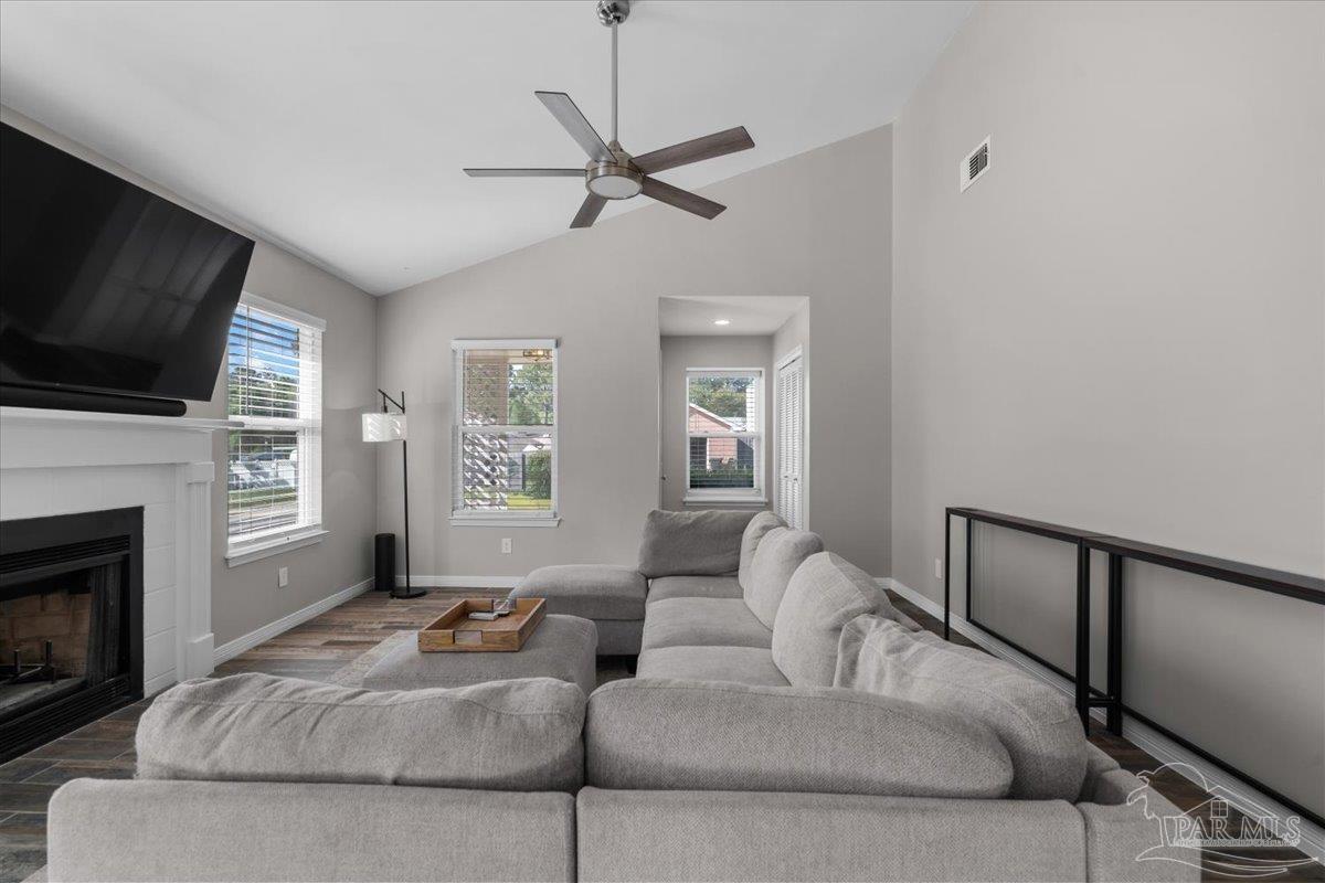 2081 Cambridge Circle Pensacola FL 32514