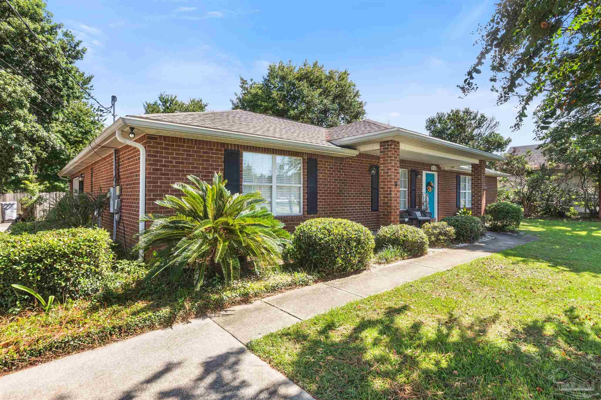 8708 Laredo Street Navarre FL 32566