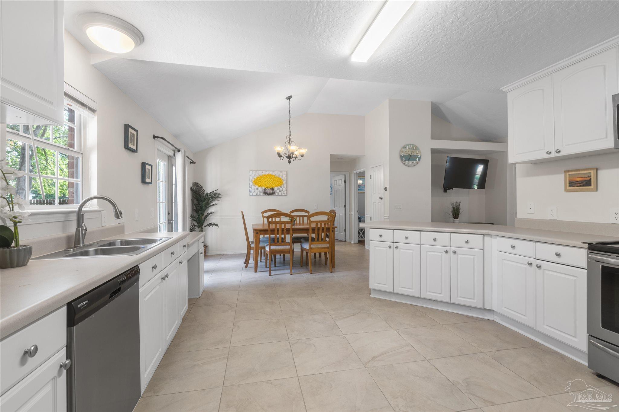 8708 Laredo Street Navarre FL 32566