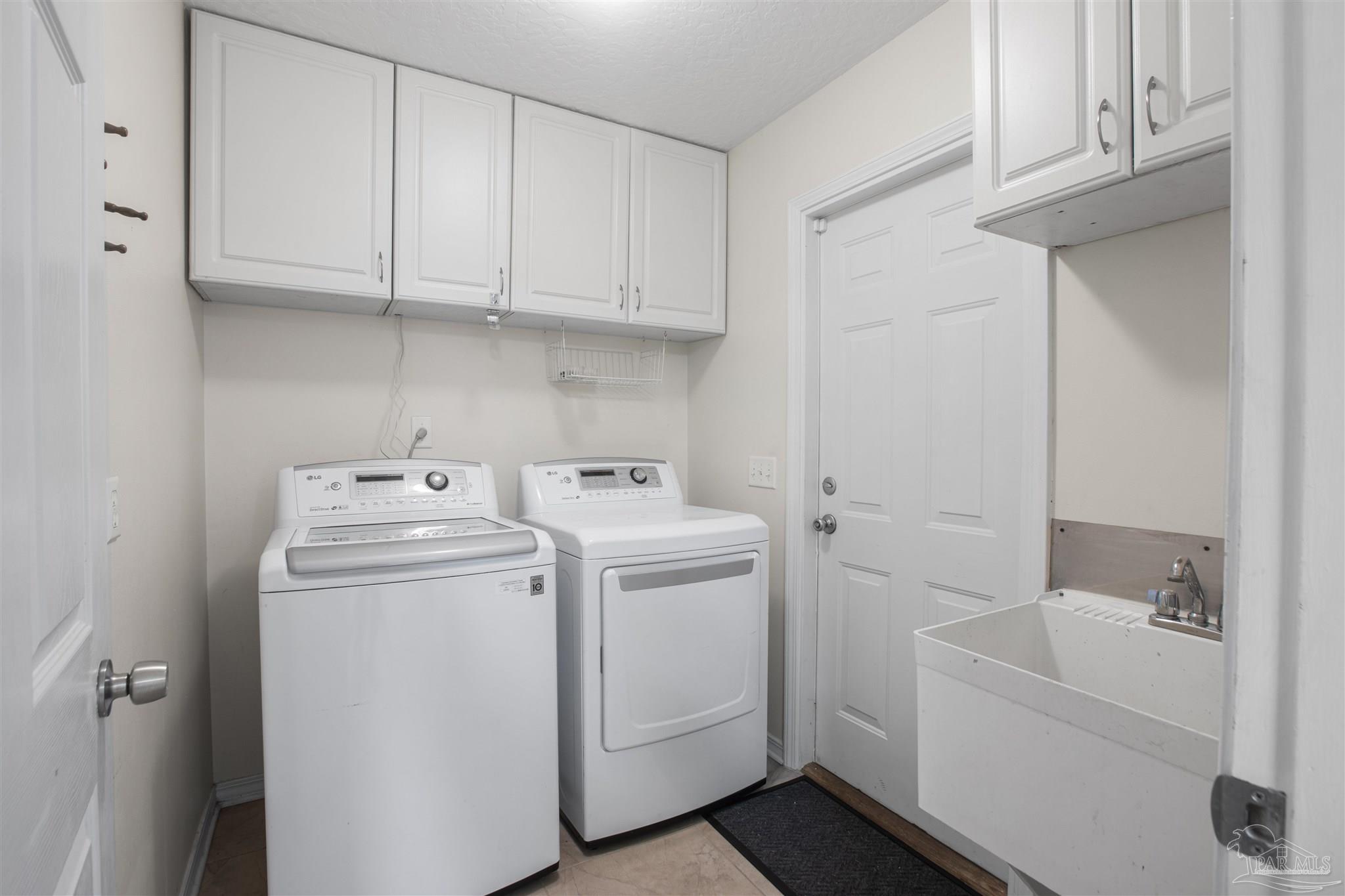 8708 Laredo Street Navarre FL 32566