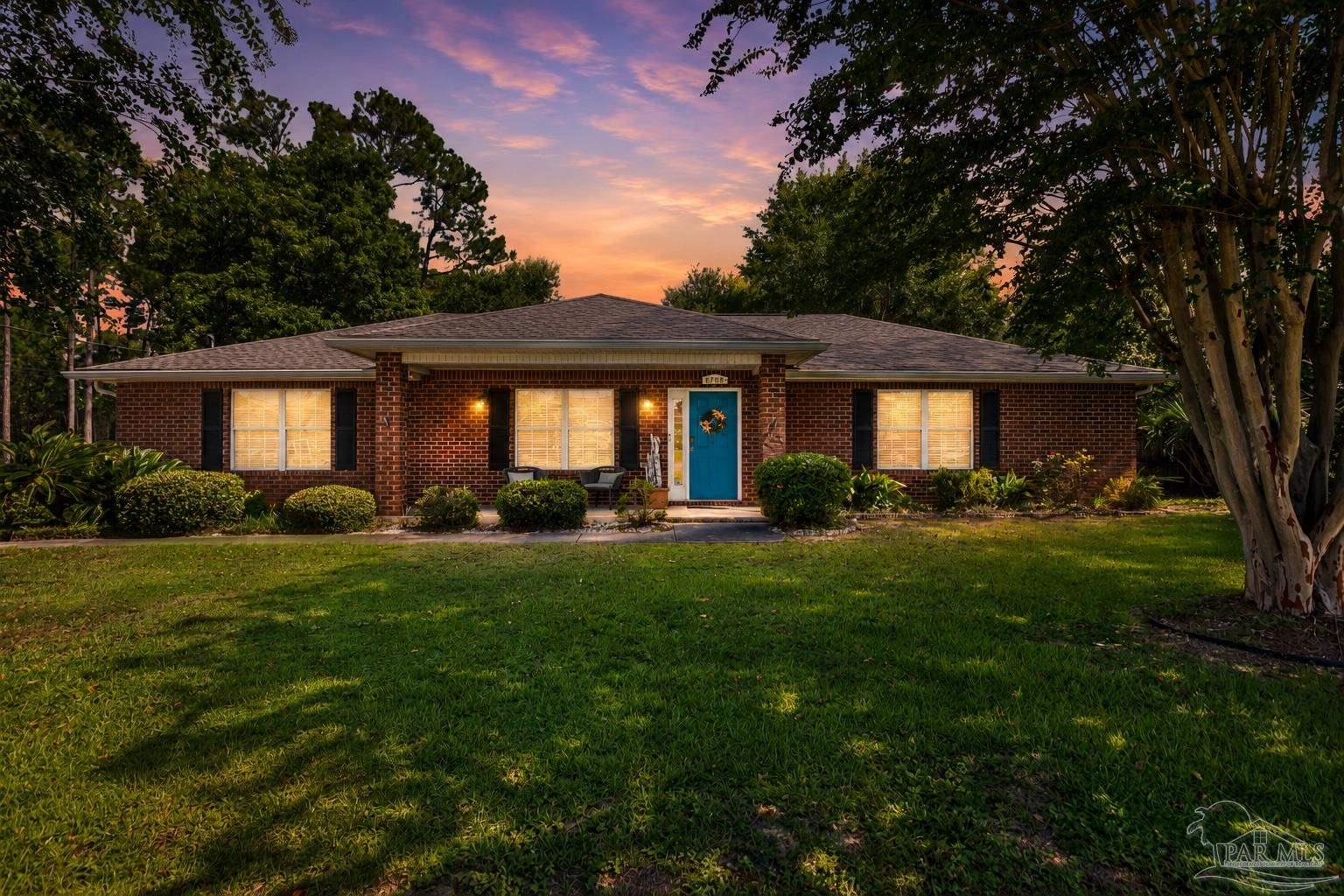 8708 Laredo Street Navarre FL 32566