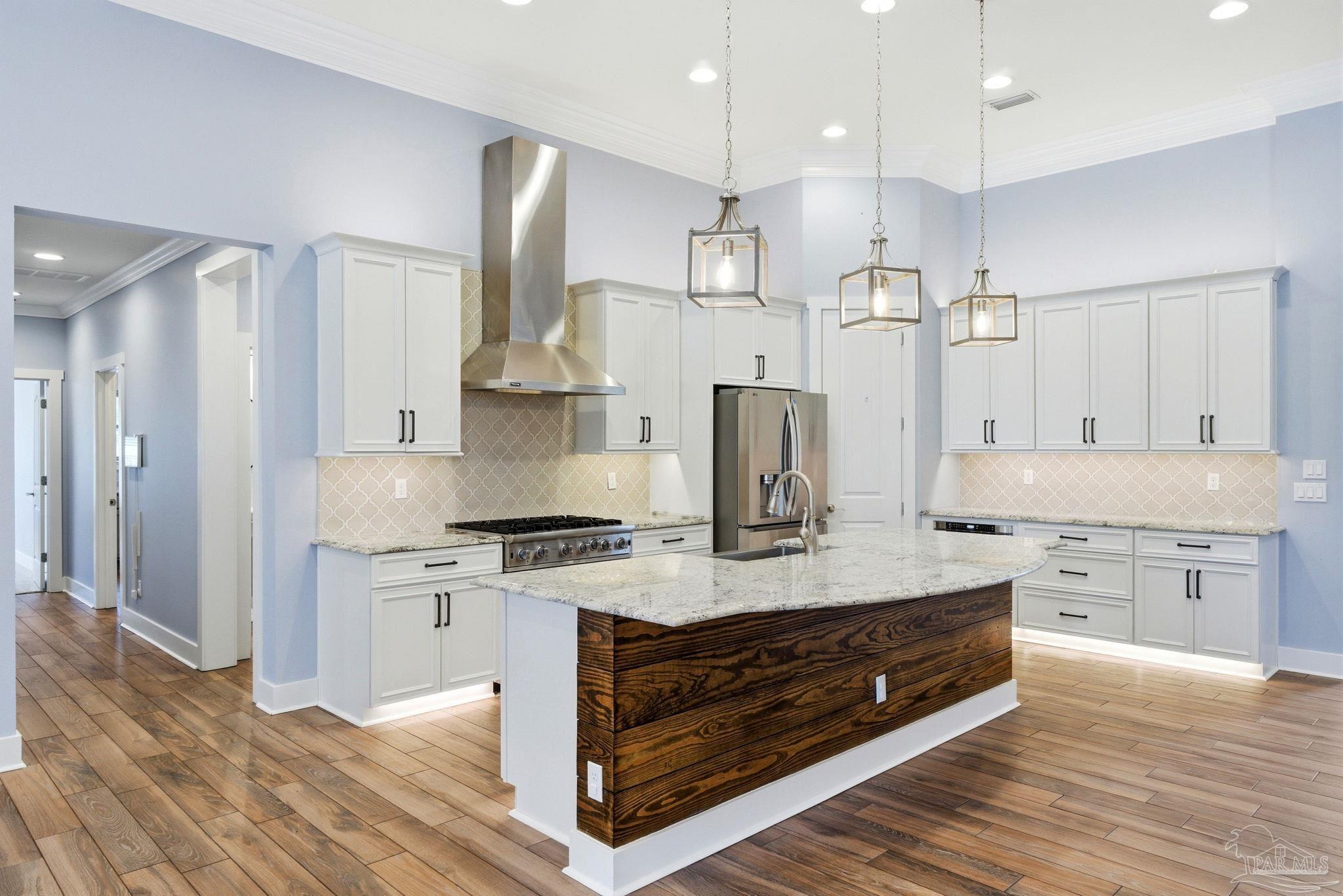 2018 Rambling Oaks Drive Cantonment FL 32533