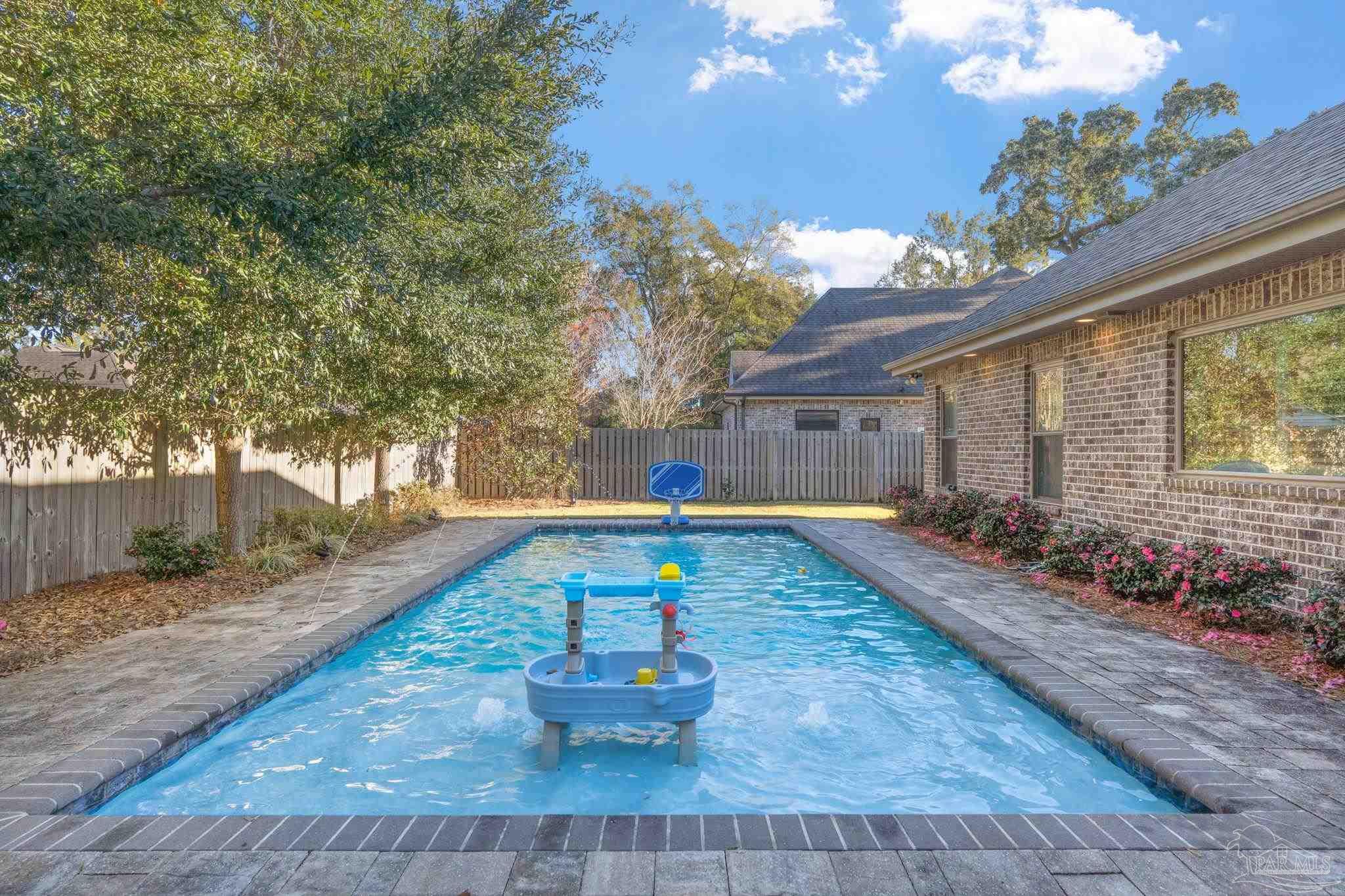 2018 Rambling Oaks Drive Cantonment FL 32533