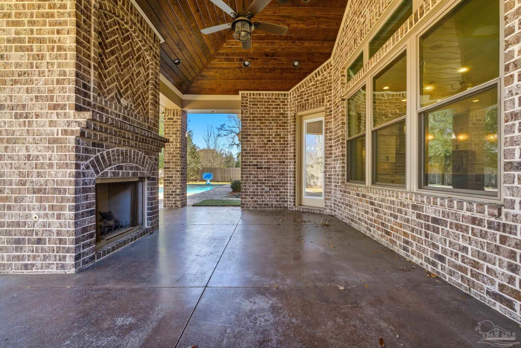 2018 Rambling Oaks Drive Cantonment FL 32533