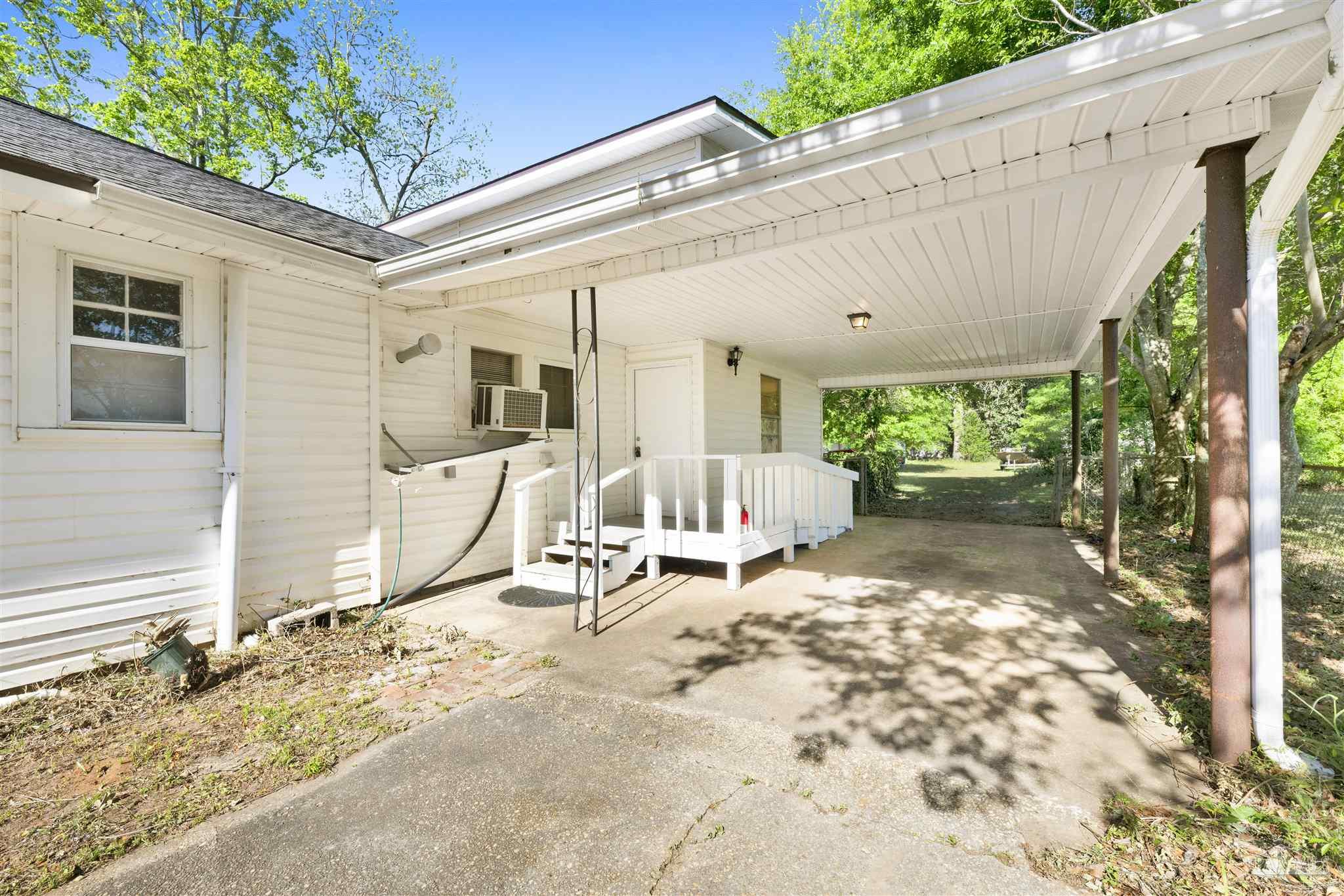 14063 Alabama Street Jay FL 32565