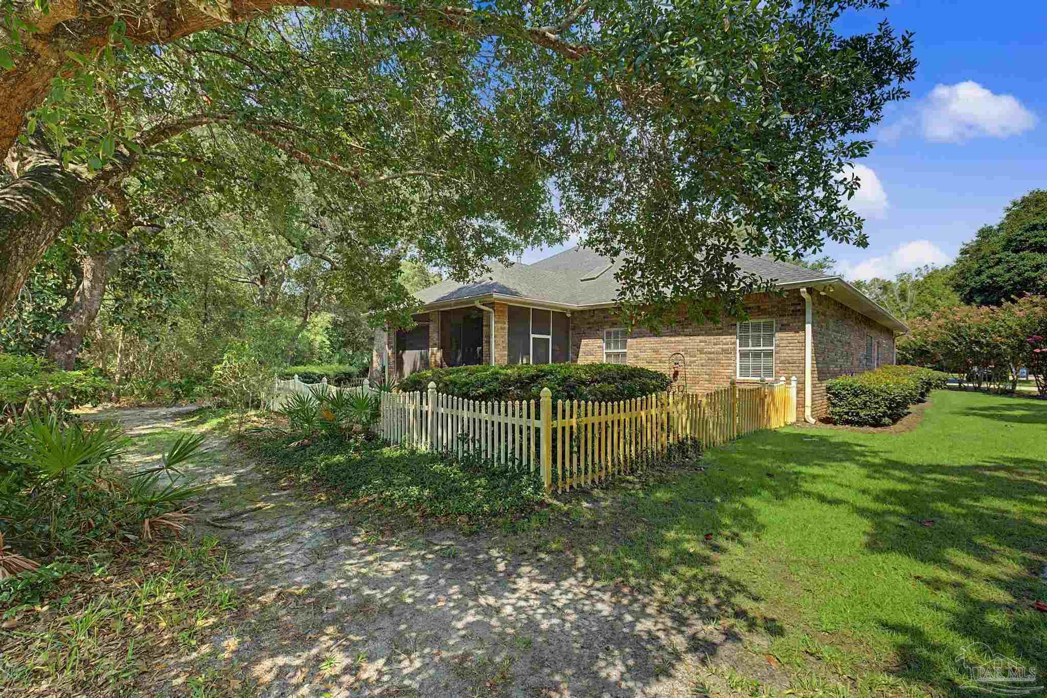 9740 Limpkin Lane Pensacola FL 32507