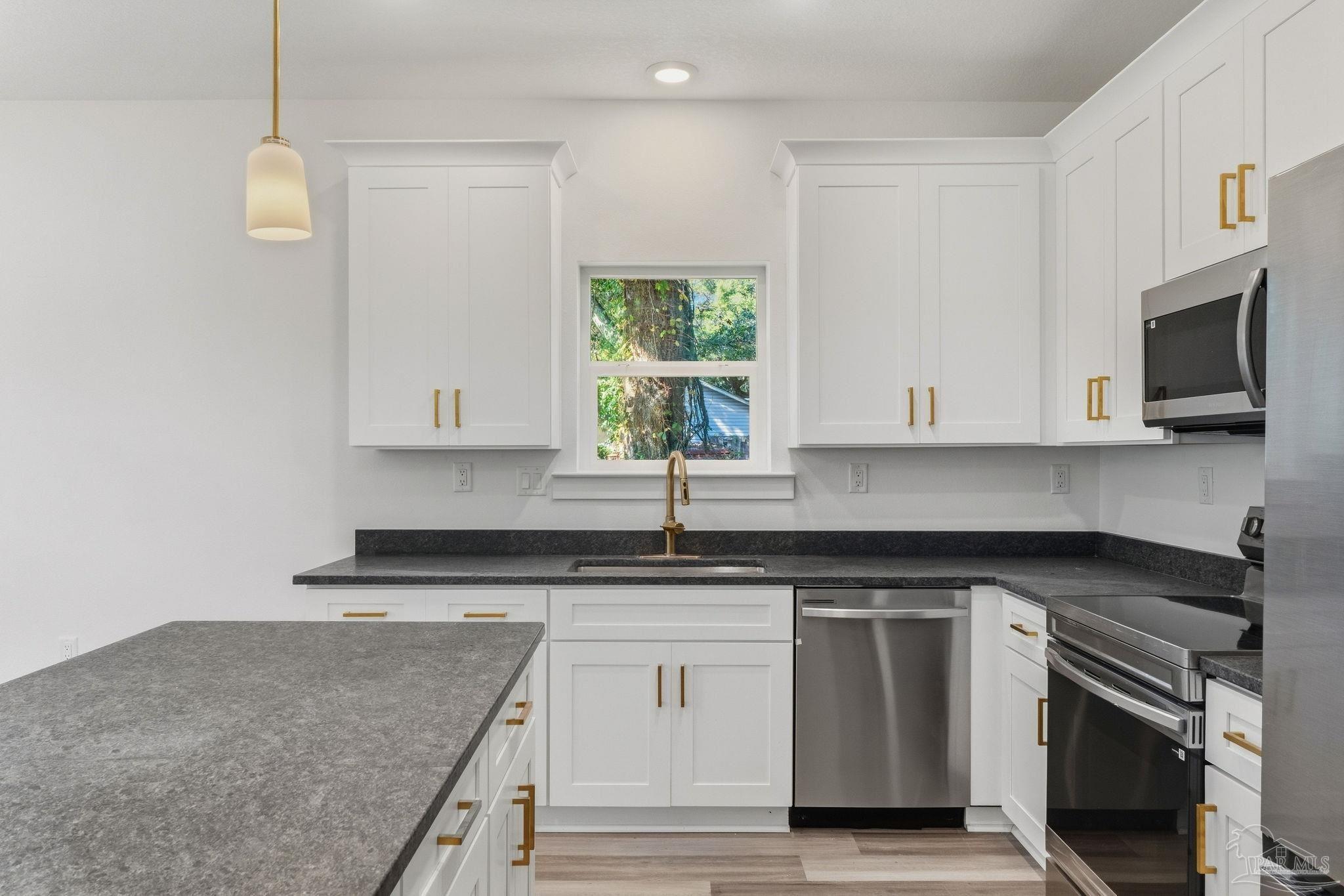 414 Armenia Drive Pensacola FL 32505