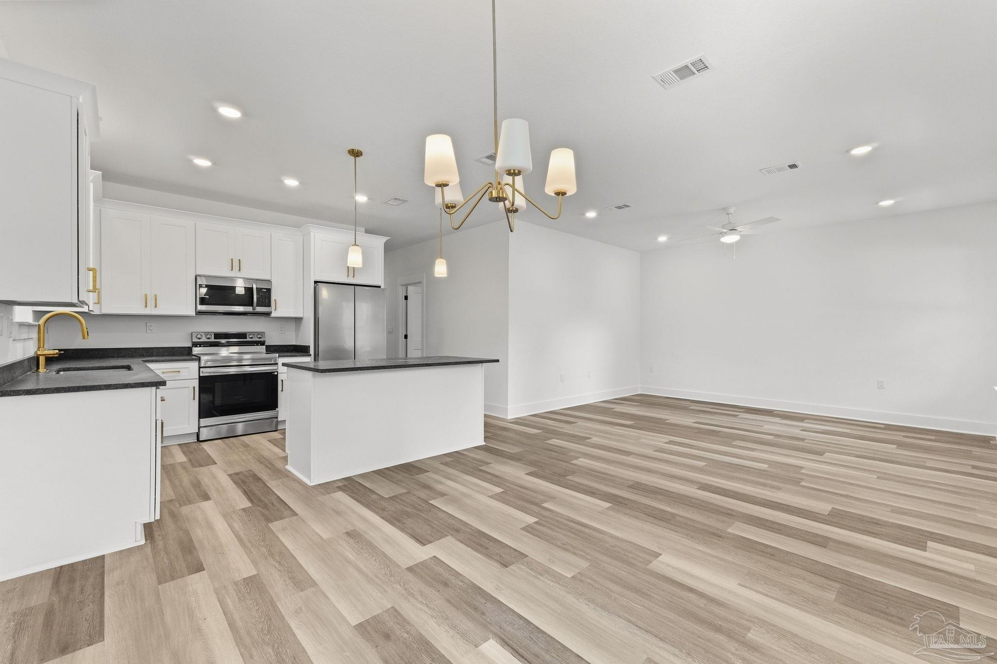 414 Armenia Drive Pensacola FL 32505