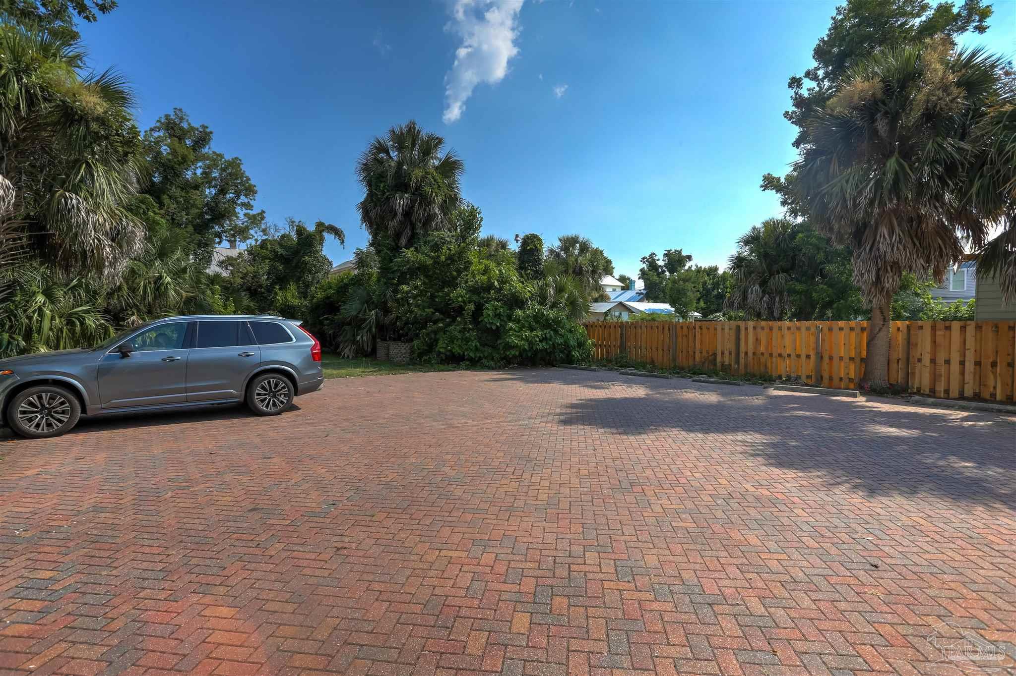 245 E Intendencia Street Pensacola FL 32502
