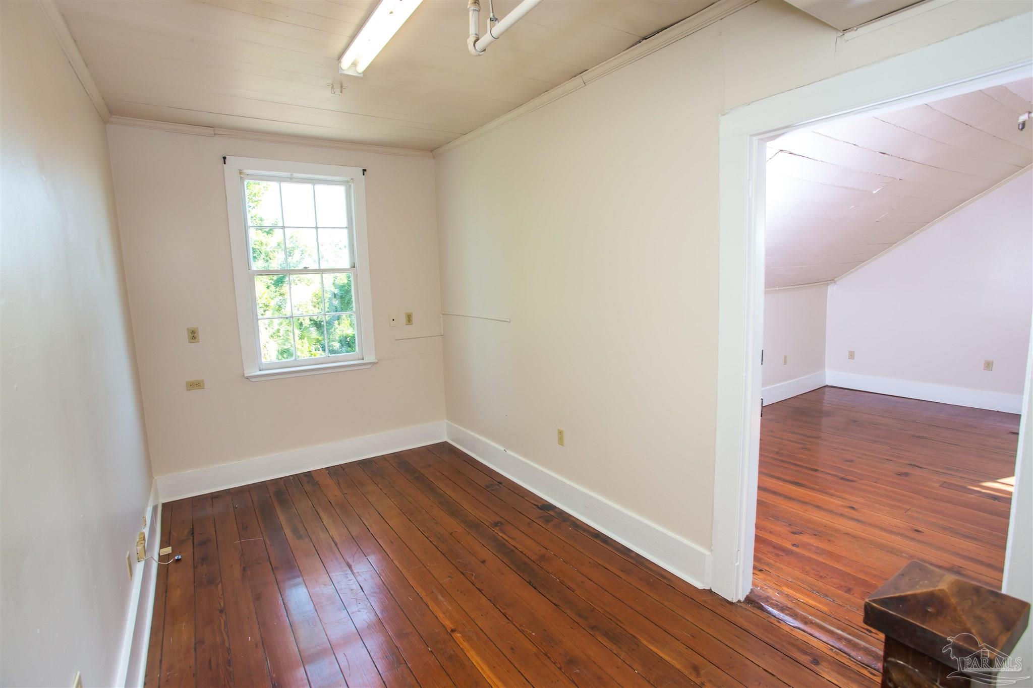 245 E Intendencia Street Pensacola FL 32502