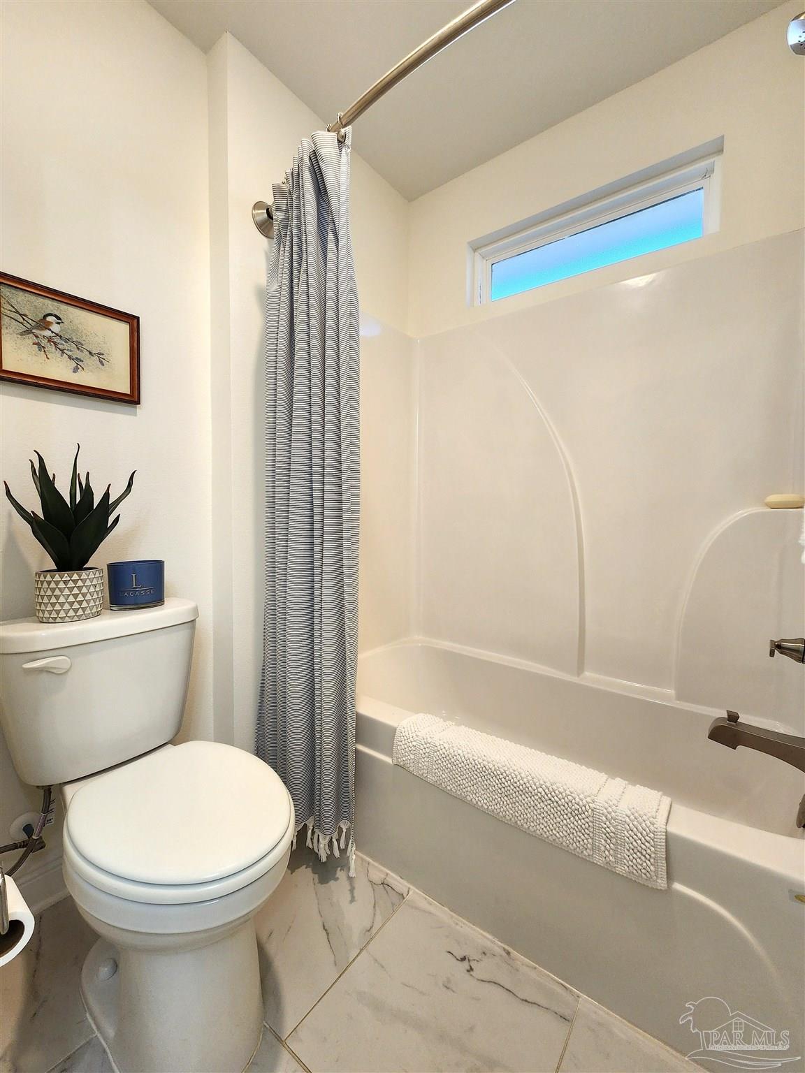 5902 Creek Side Circle Pensacola FL 32504