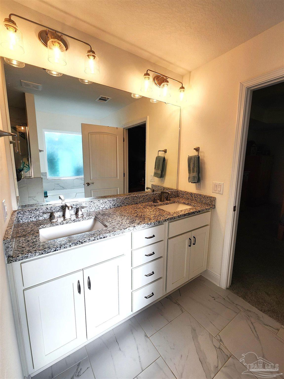 5902 Creek Side Circle Pensacola FL 32504