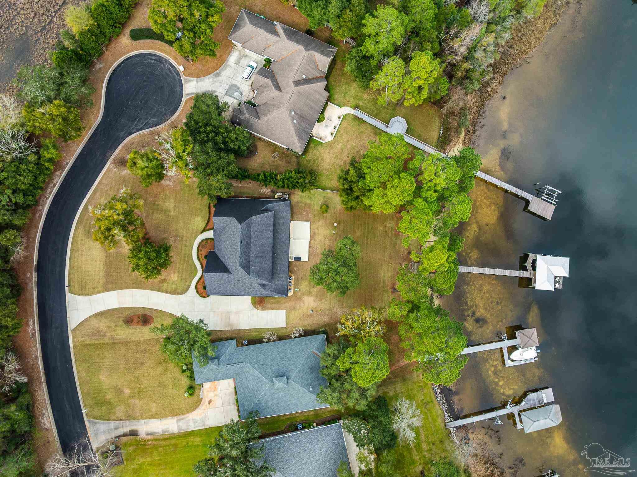 3940 Plantation Cove Court Milton FL 32583