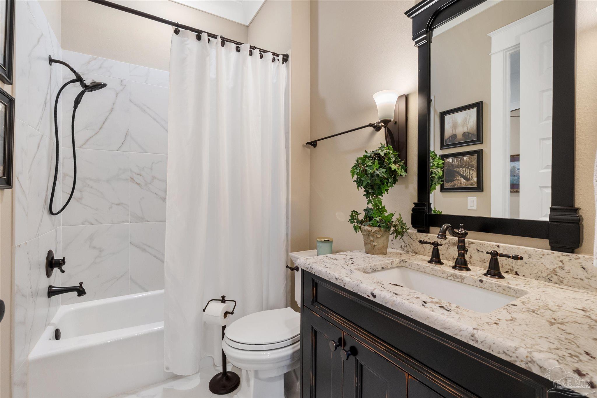3940 Plantation Cove Court Milton FL 32583