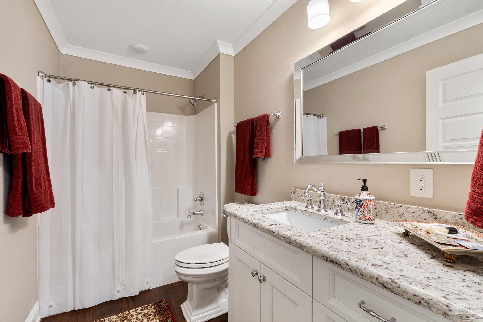 3940 Plantation Cove Court Milton FL 32583
