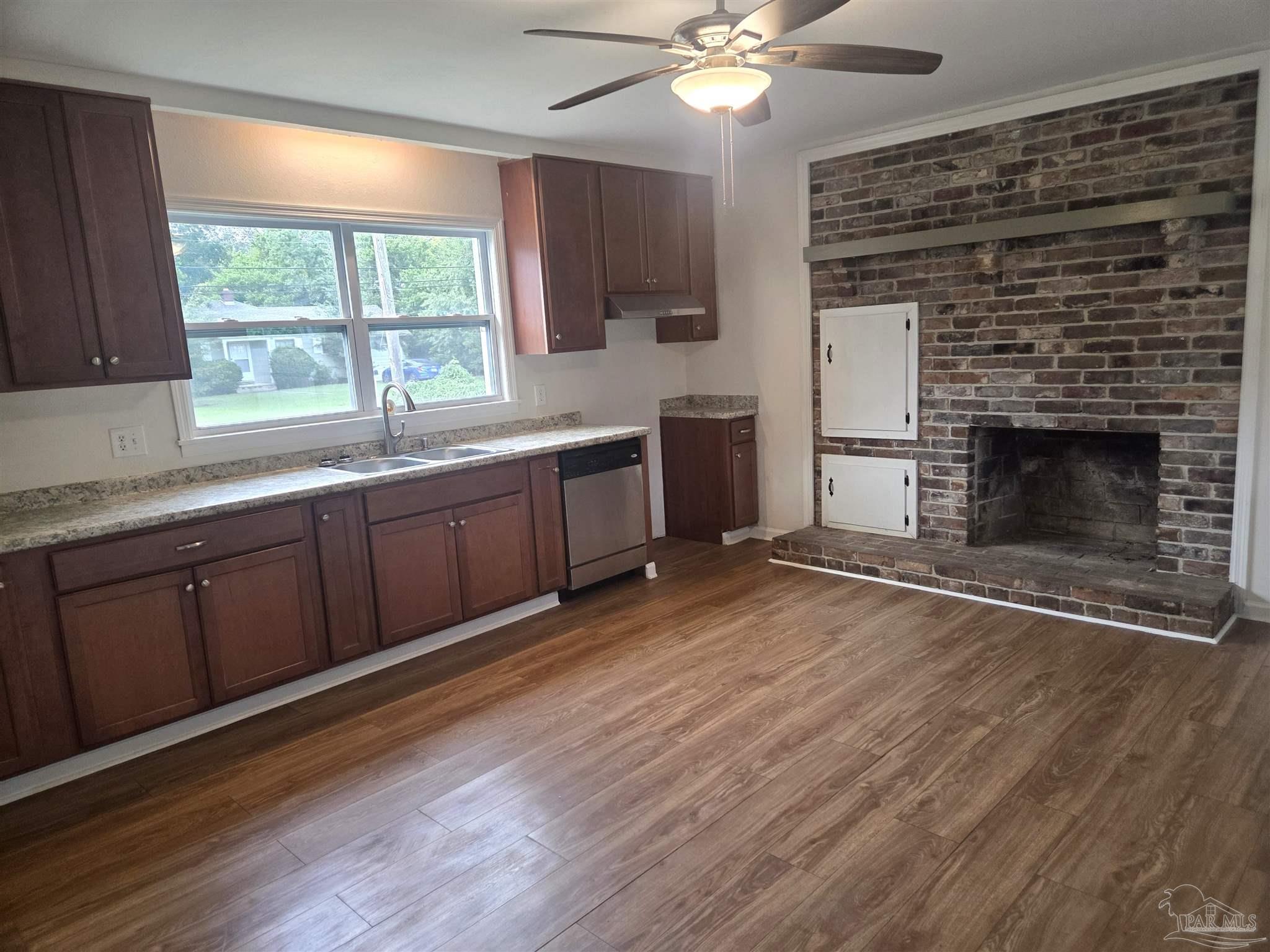 1217 Dexter Avenue Pensacola FL 32507