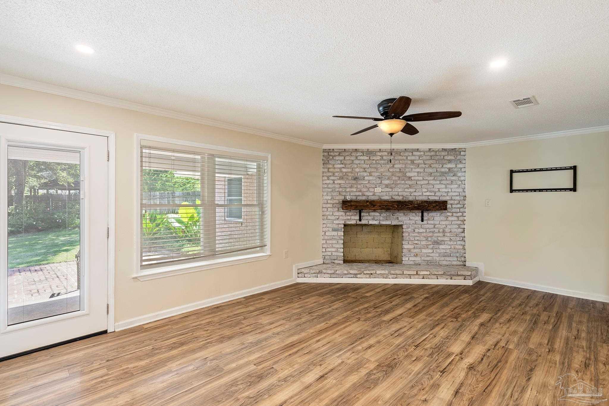54 Blithewood Drive Pensacola FL 32514